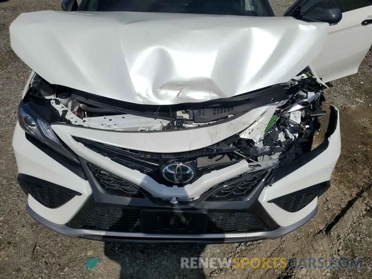 12 fotografías del automóvil dañado 4T1KZ1AK4RU090128 TOYOTA CAMRY 2024
