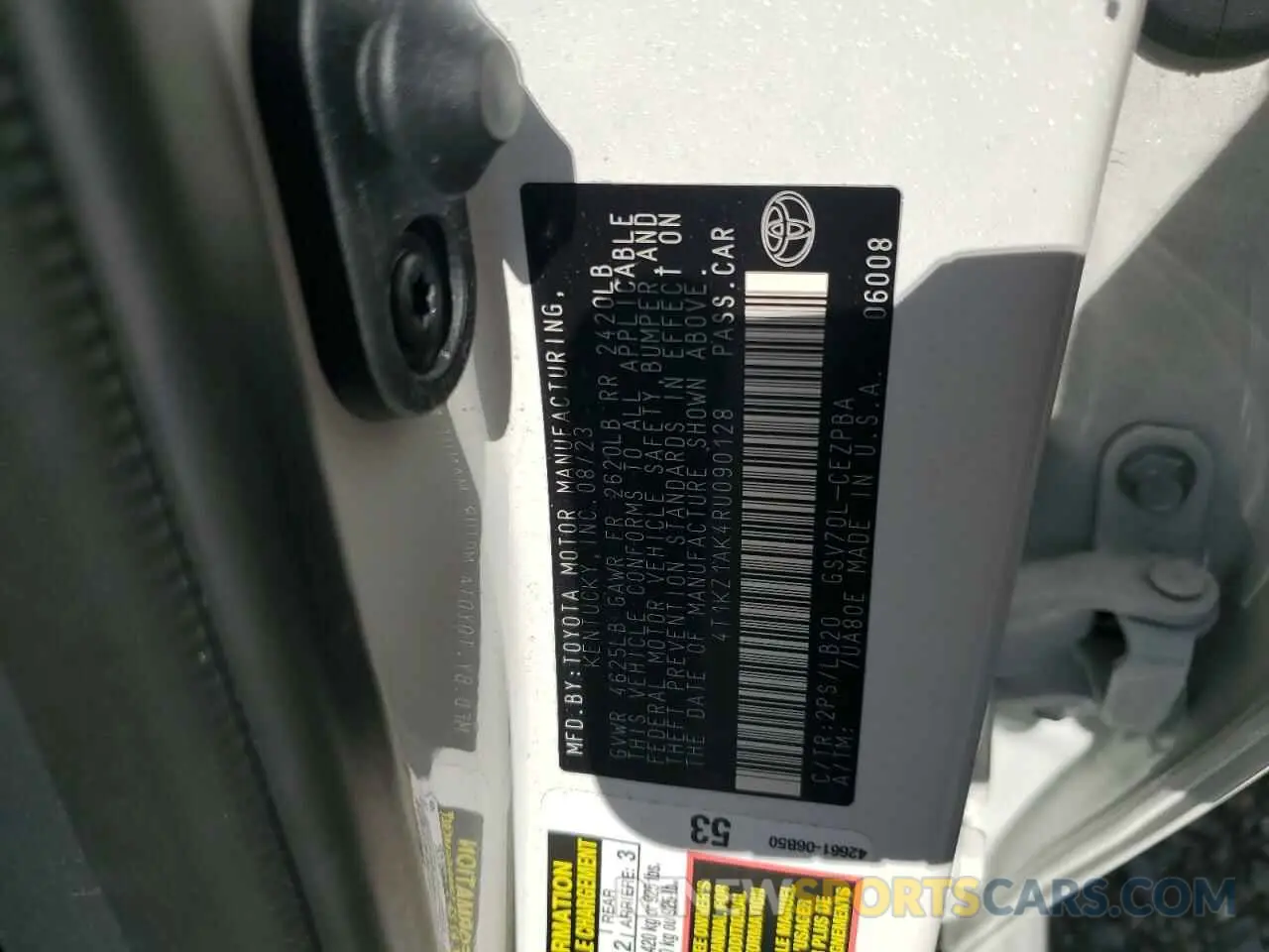 14 fotografías del automóvil dañado 4T1KZ1AK4RU090128 TOYOTA CAMRY 2024