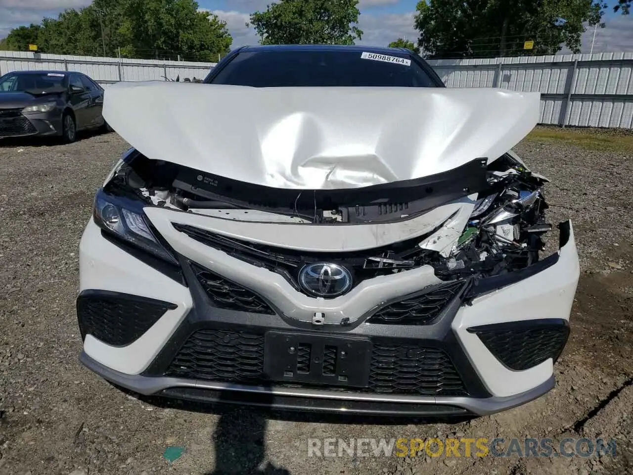 5 fotografías del automóvil dañado 4T1KZ1AK4RU090128 TOYOTA CAMRY 2024