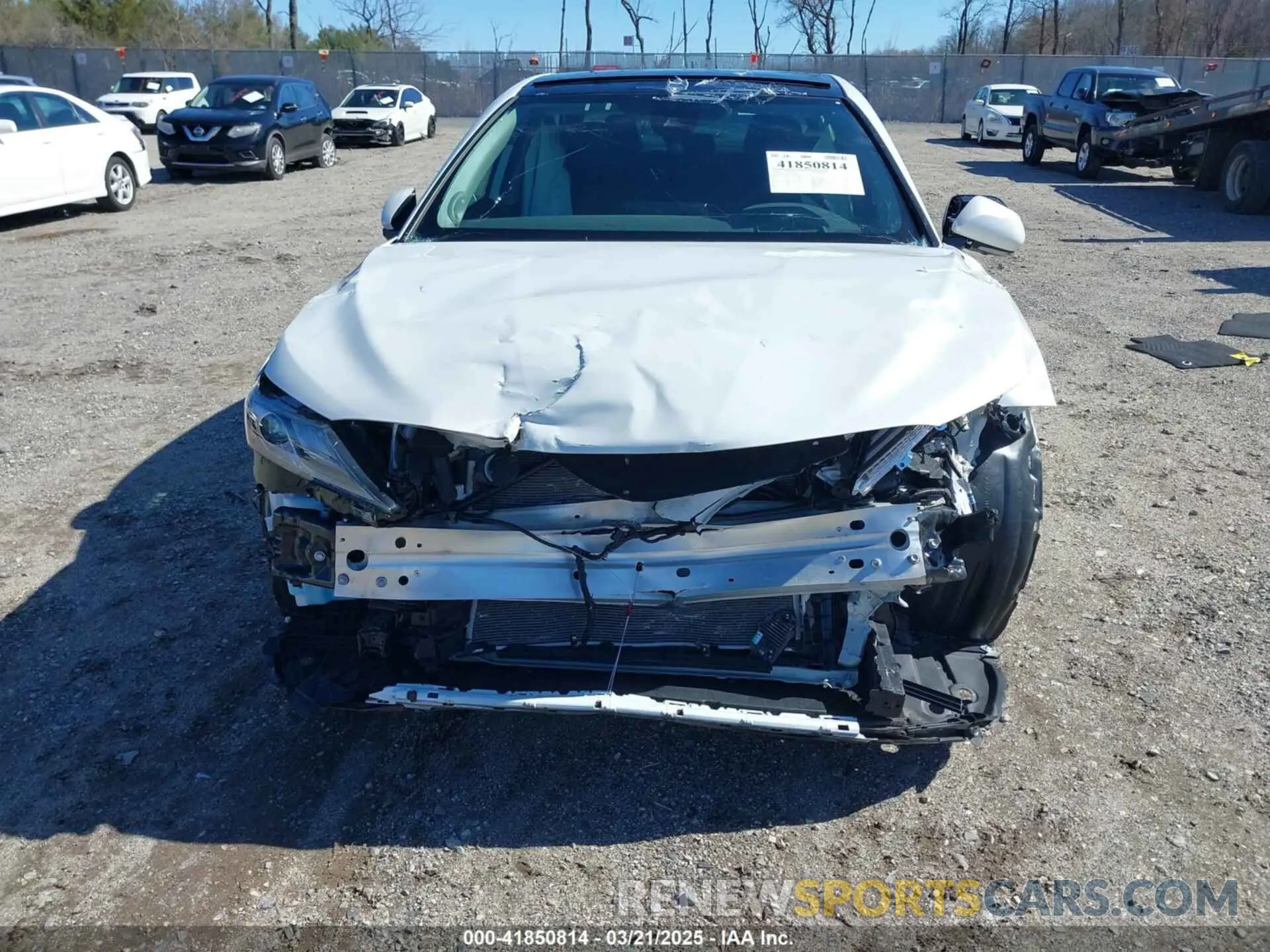 12 fotografías del automóvil dañado 4T1KZ1AK6RU096433 TOYOTA CAMRY 2024