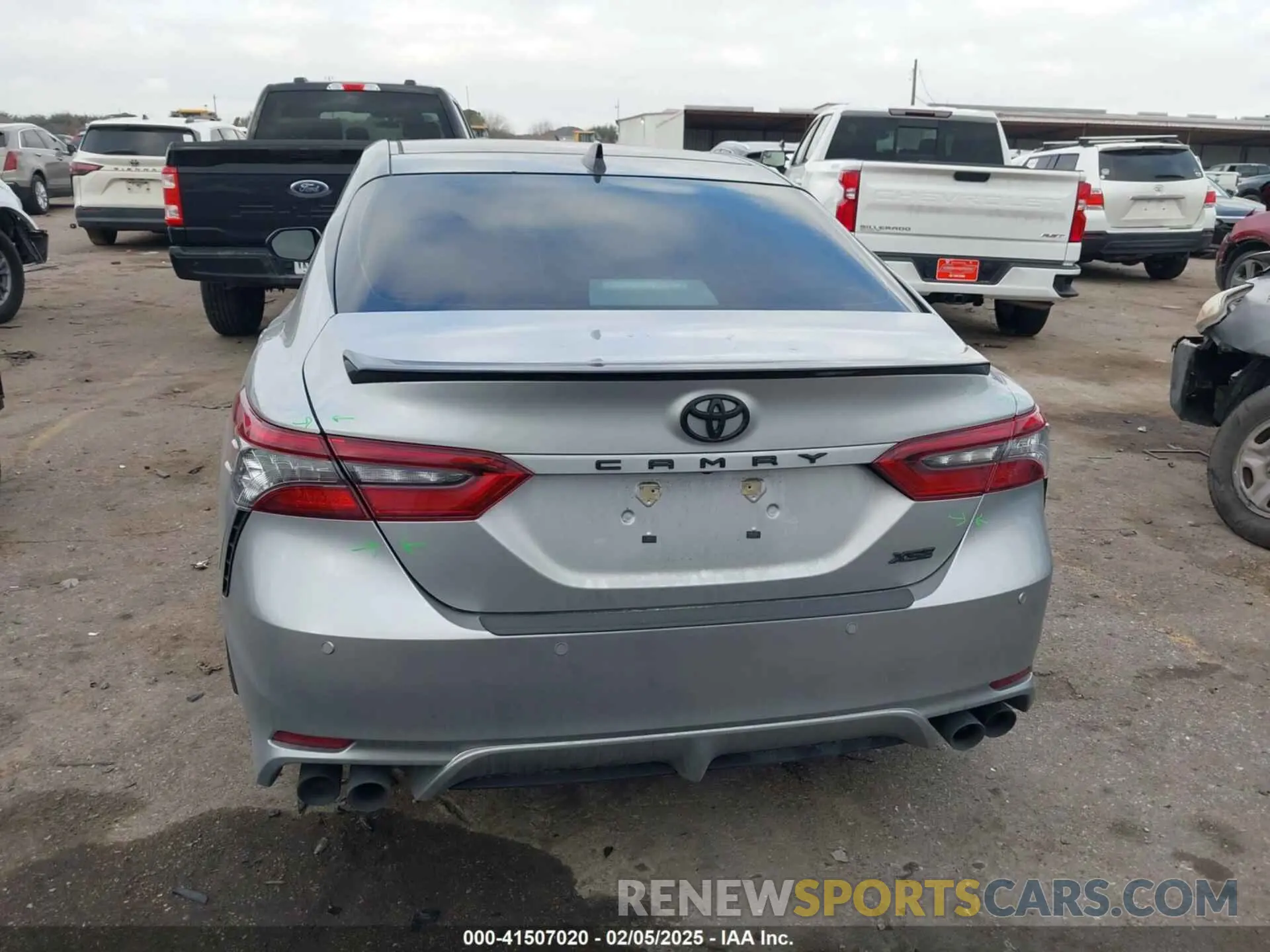 16 fotografías del automóvil dañado 4T1KZ1AK6RU096786 TOYOTA CAMRY 2024