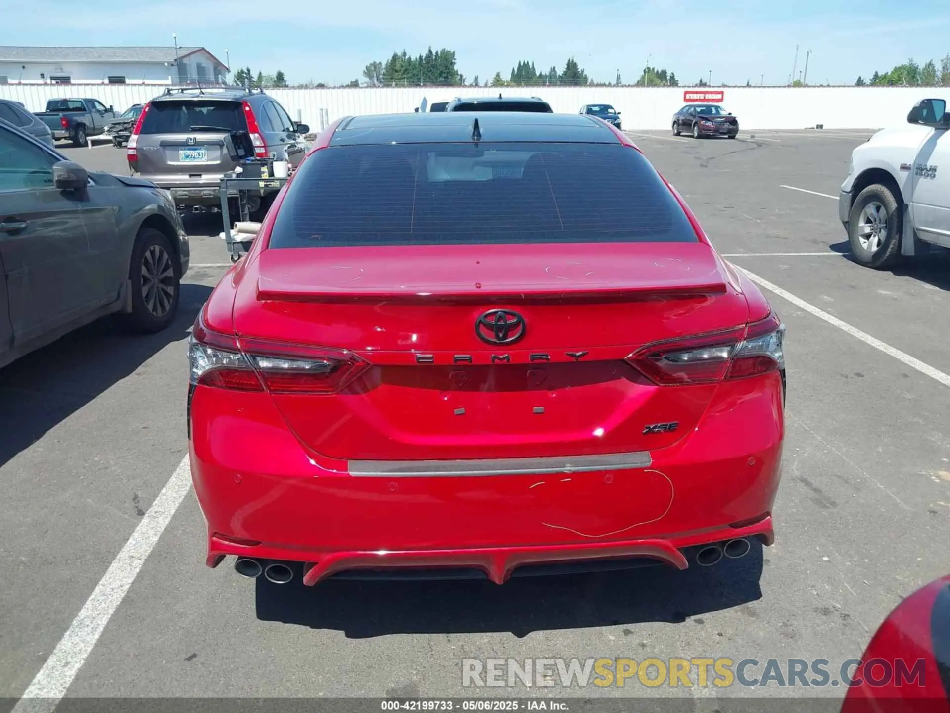 17 fotografías del automóvil dañado 4T1KZ1AK7RU099969 TOYOTA CAMRY 2024