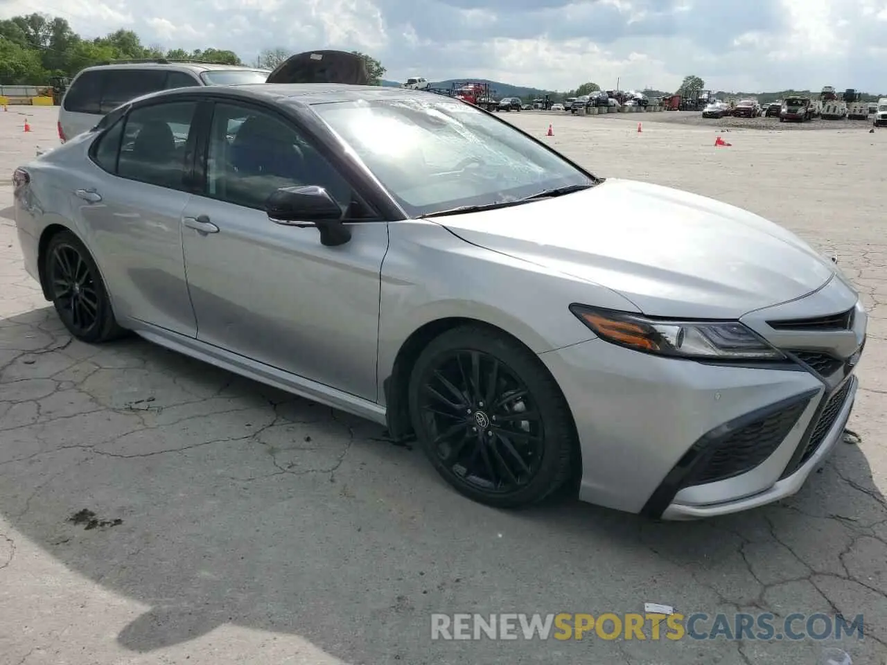 4 fotografías del automóvil dañado 4T1KZ1AK9RU100782 TOYOTA CAMRY 2024