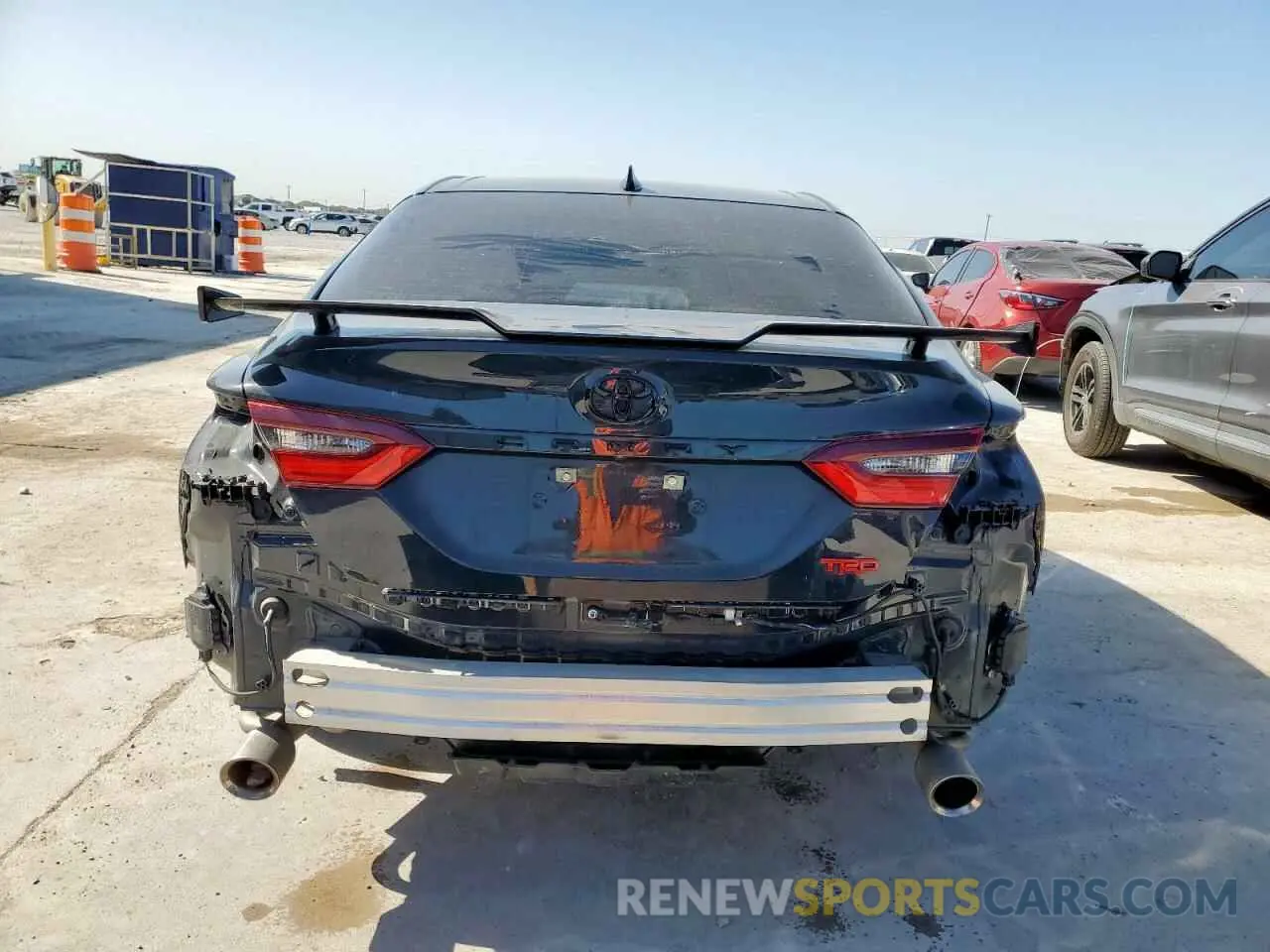 6 fotografías del automóvil dañado 4T1KZ1AKXRU099240 TOYOTA CAMRY 2024