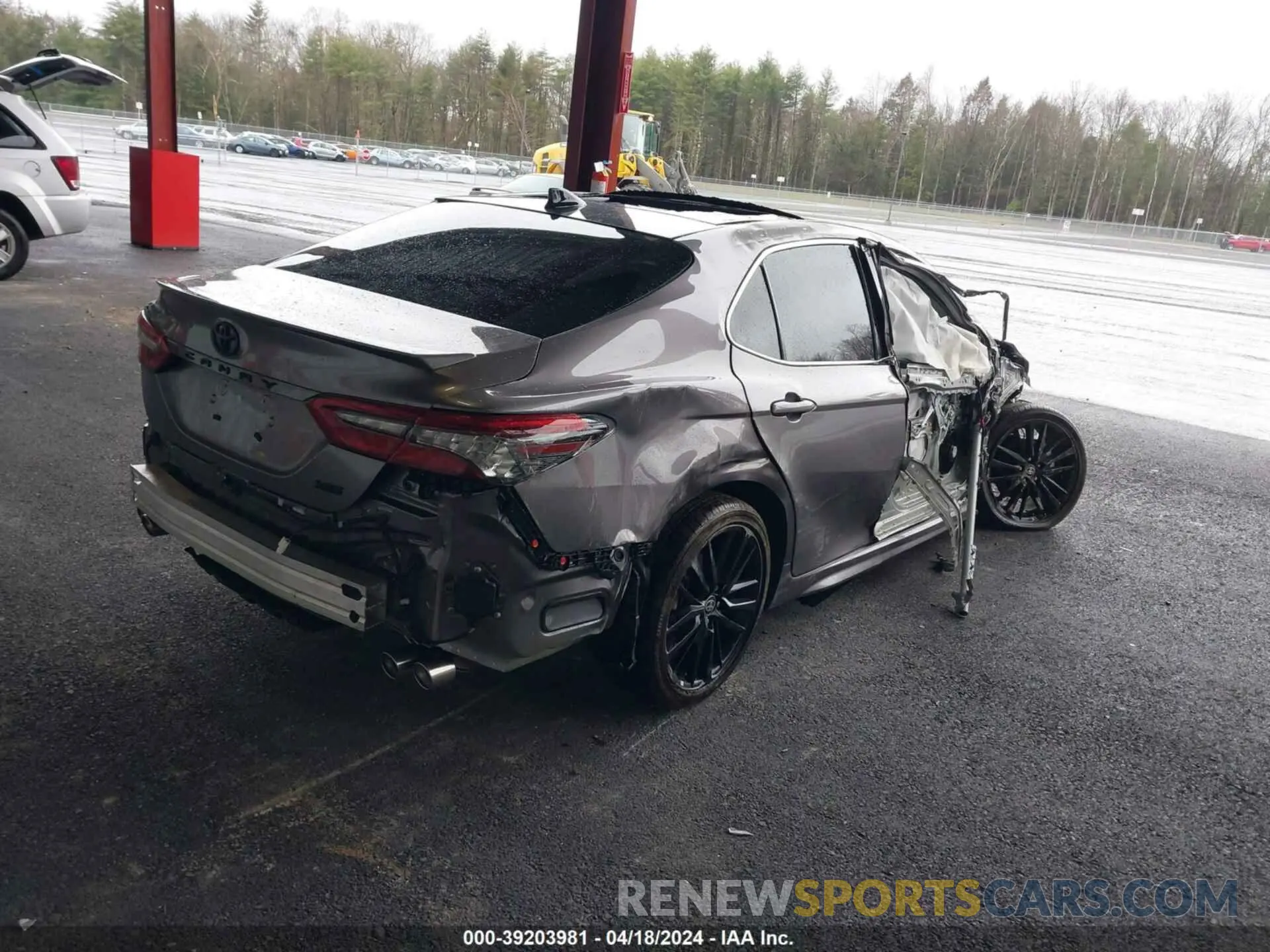 4 fotografías del automóvil dañado 4T1KZ1AKXRU099402 TOYOTA CAMRY 2024