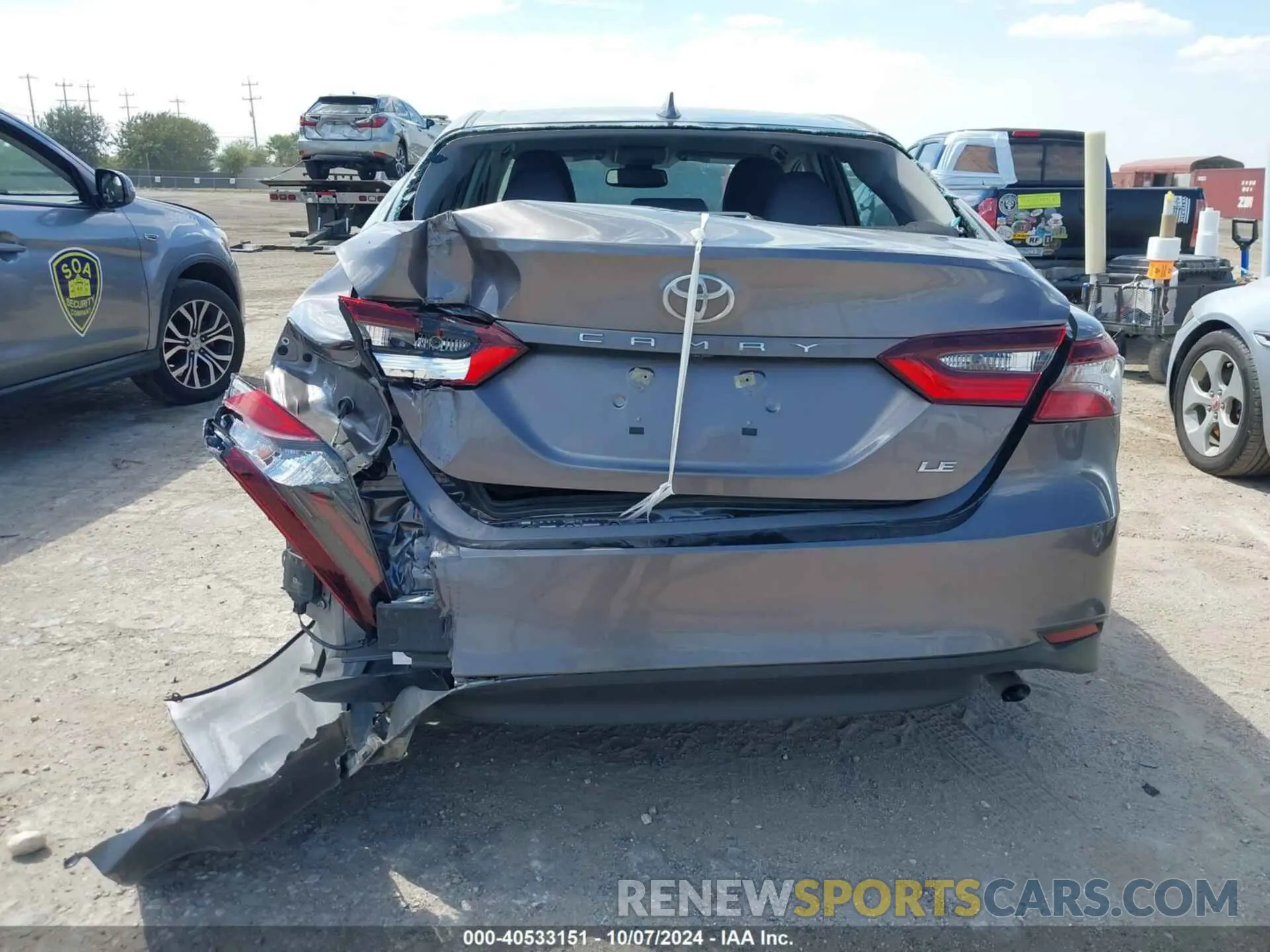 16 fotografías del automóvil dañado 4T1R11AK0RU221996 TOYOTA CAMRY 2024