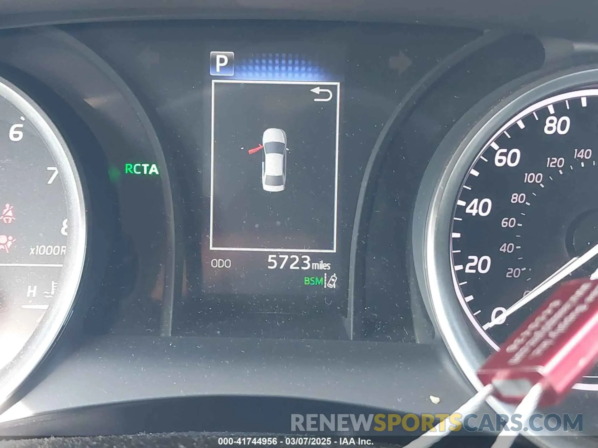 15 fotografías del automóvil dañado 4T1R11AK0RU239589 TOYOTA CAMRY 2024