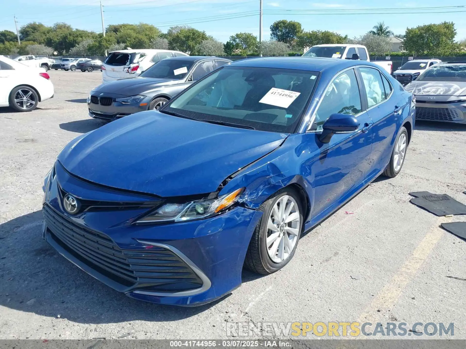 6 fotografías del automóvil dañado 4T1R11AK0RU239589 TOYOTA CAMRY 2024