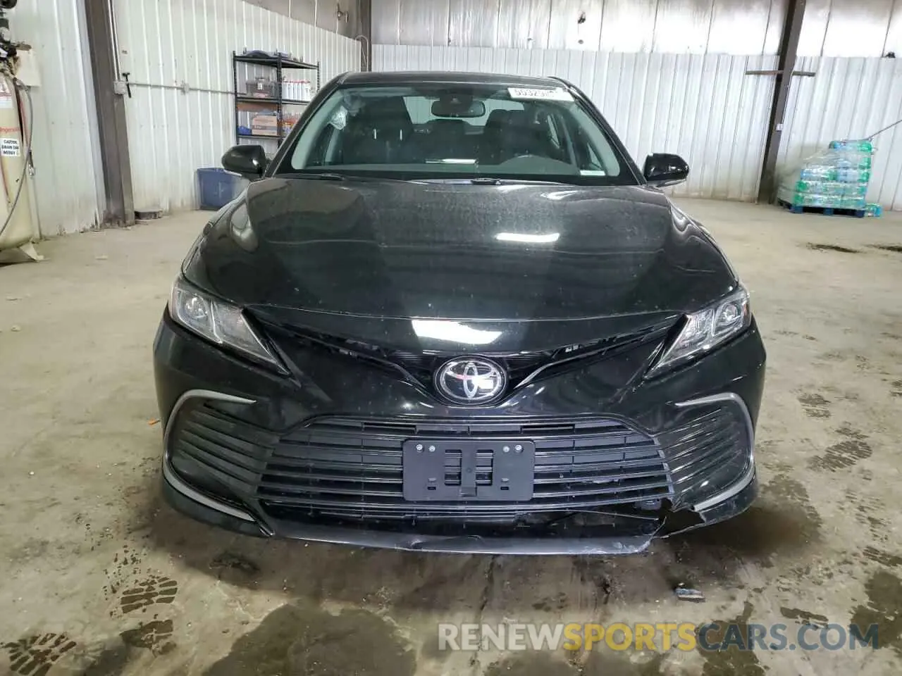 5 fotografías del automóvil dañado 4T1R11AK0RU899633 TOYOTA CAMRY 2024