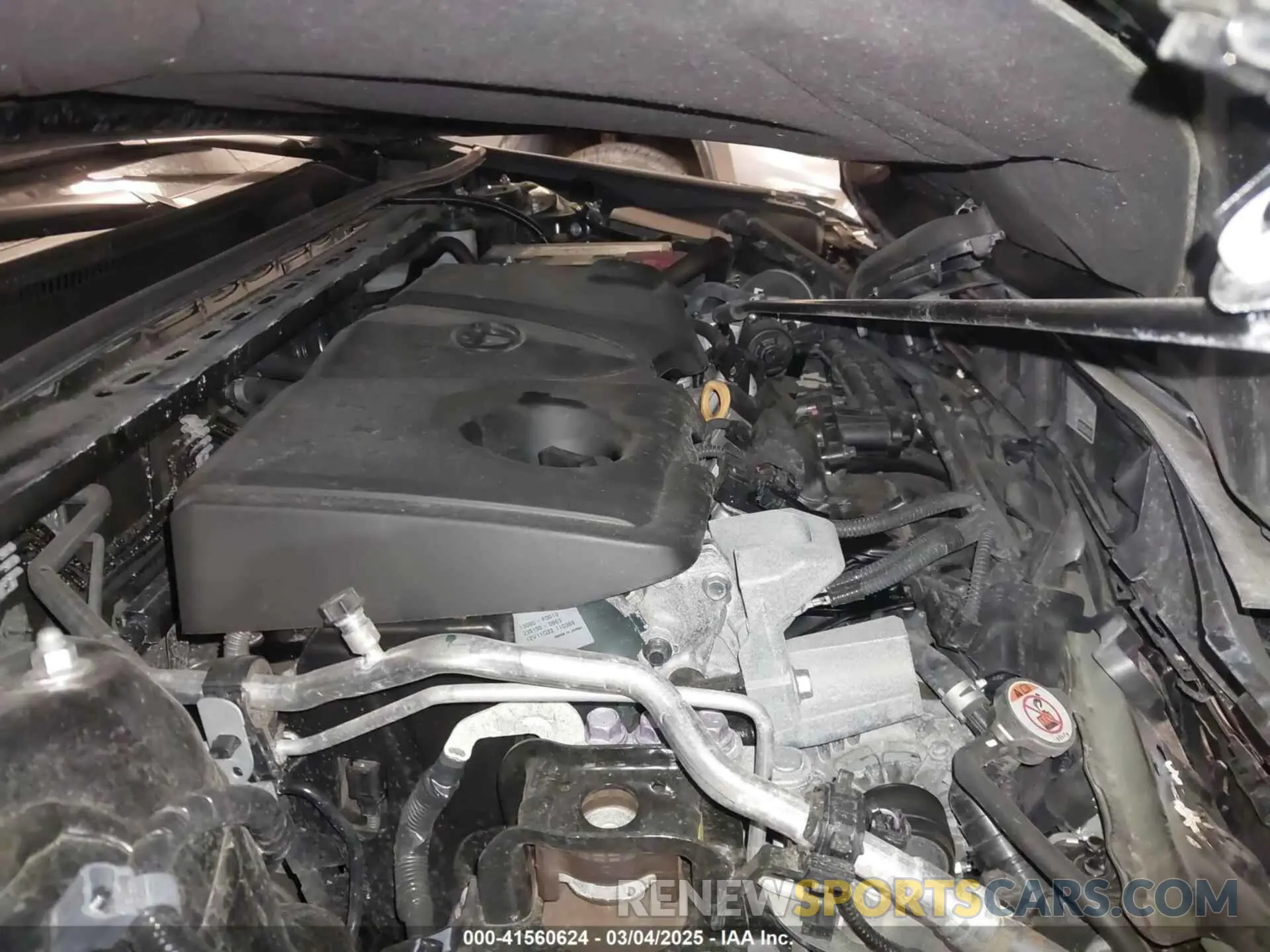 10 fotografías del automóvil dañado 4T1R11AK1RU242727 TOYOTA CAMRY 2024
