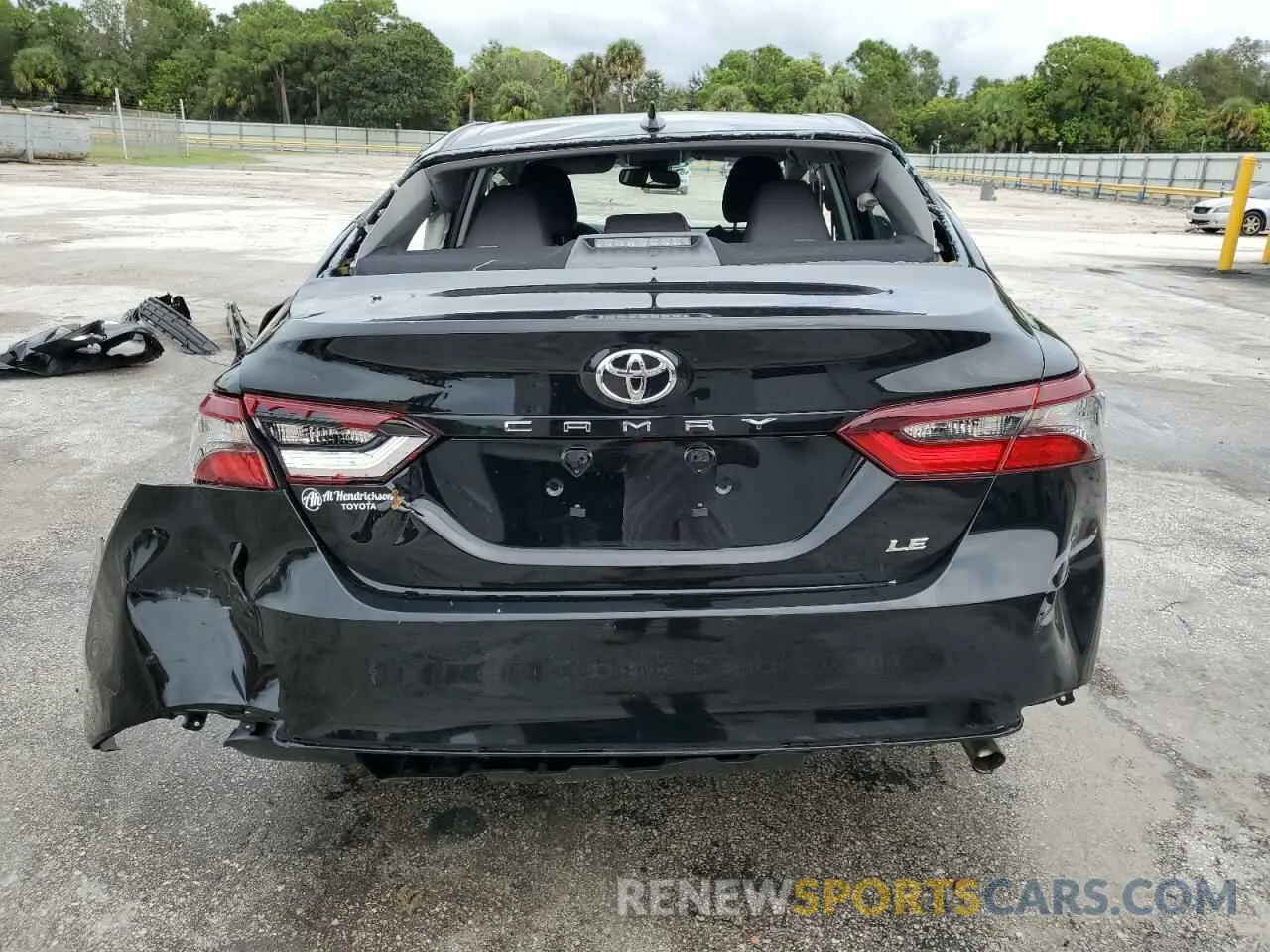 6 fotografías del automóvil dañado 4T1R11AK1RU878337 TOYOTA CAMRY 2024
