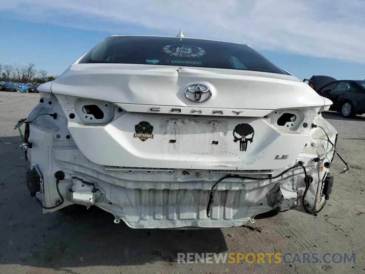 6 fotografías del automóvil dañado 4T1R11AK2RU880968 TOYOTA CAMRY 2024