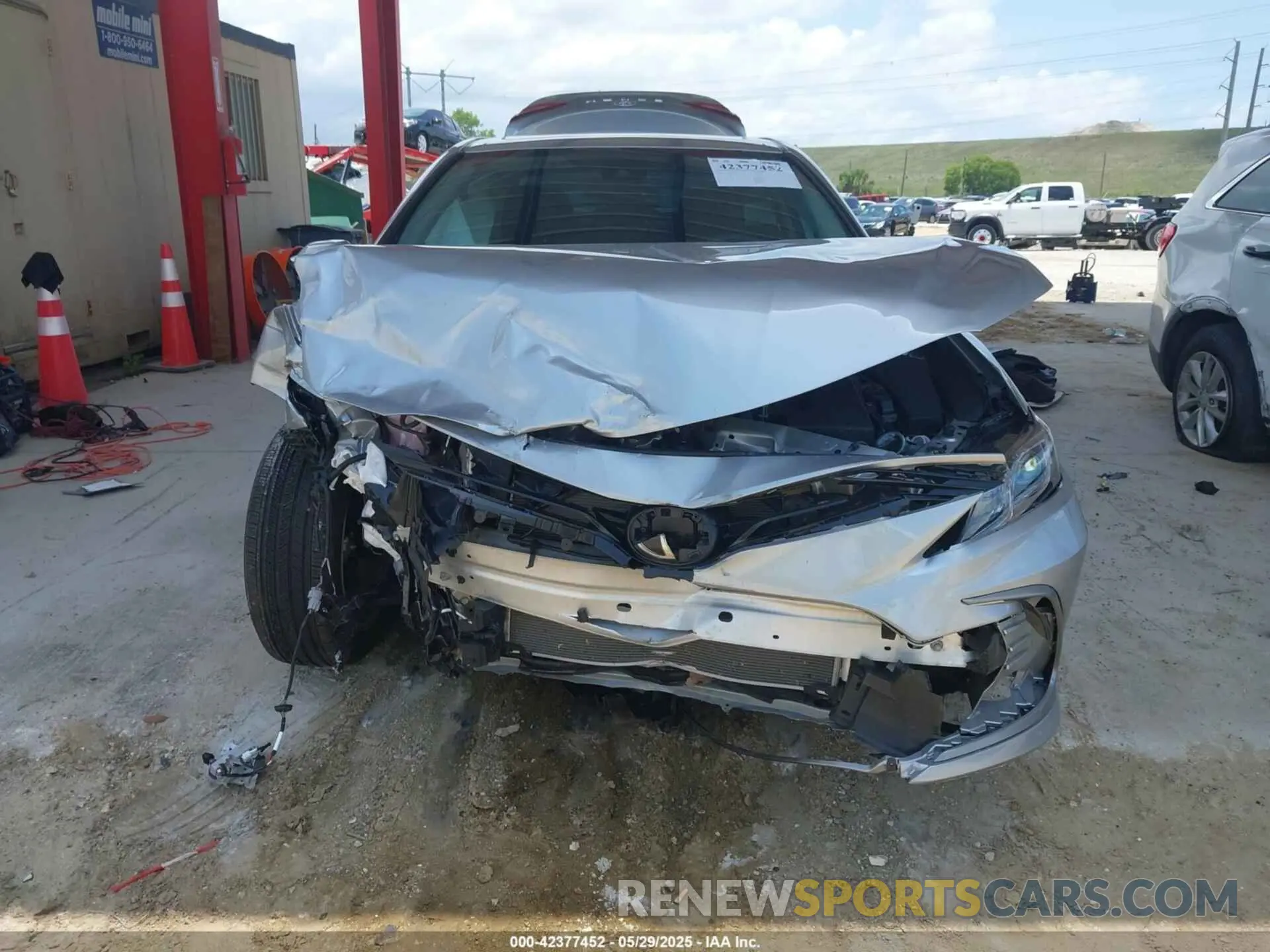 6 fotografías del automóvil dañado 4T1R11AK3RU912519 TOYOTA CAMRY 2024