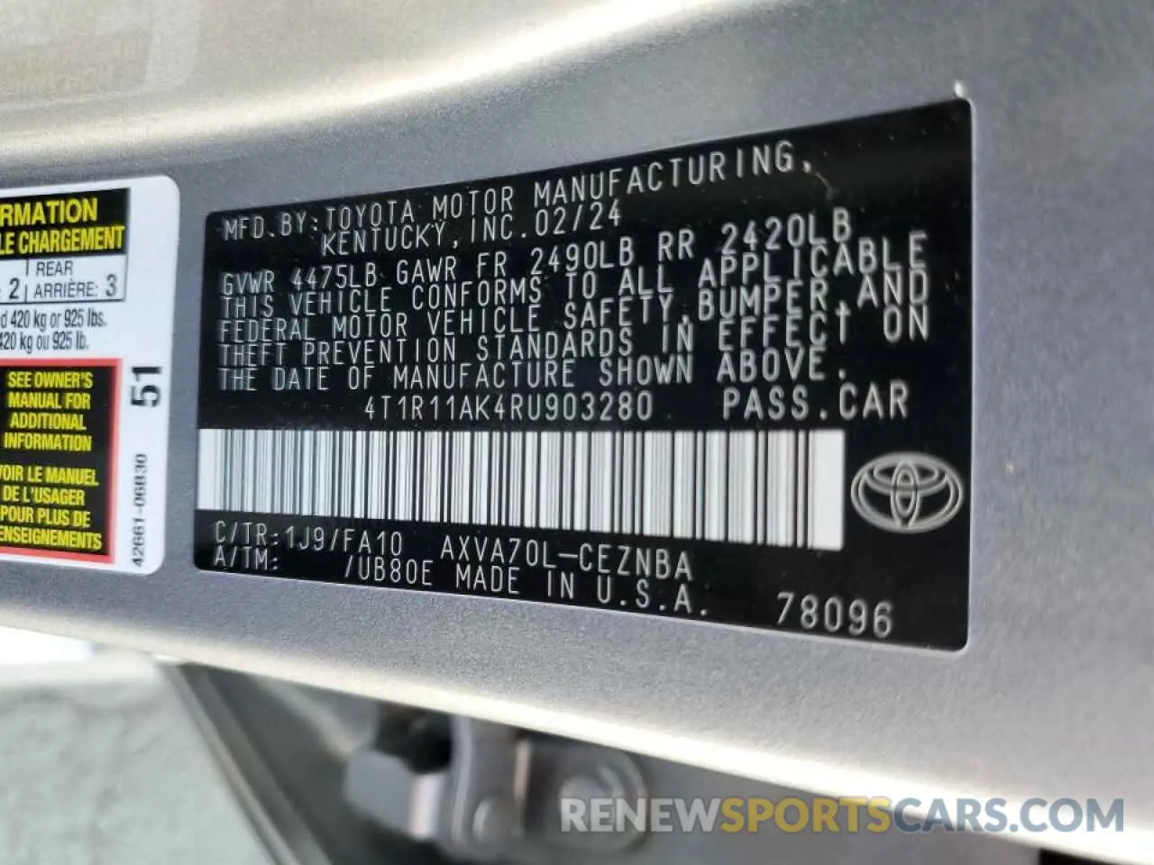 12 fotografías del automóvil dañado 4T1R11AK4RU903280 TOYOTA CAMRY 2024