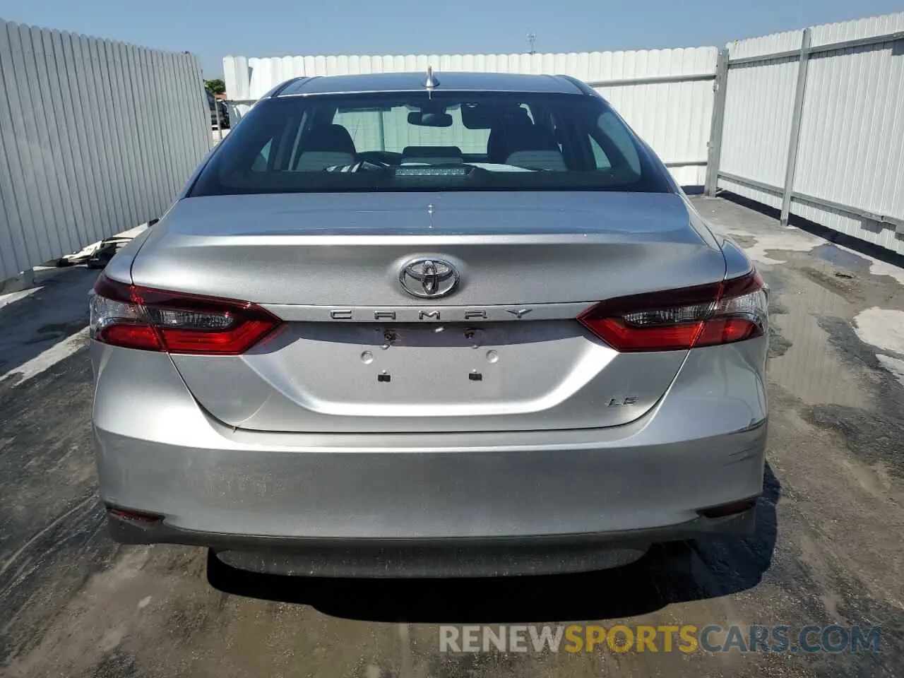6 fotografías del automóvil dañado 4T1R11AK4RU921875 TOYOTA CAMRY 2024