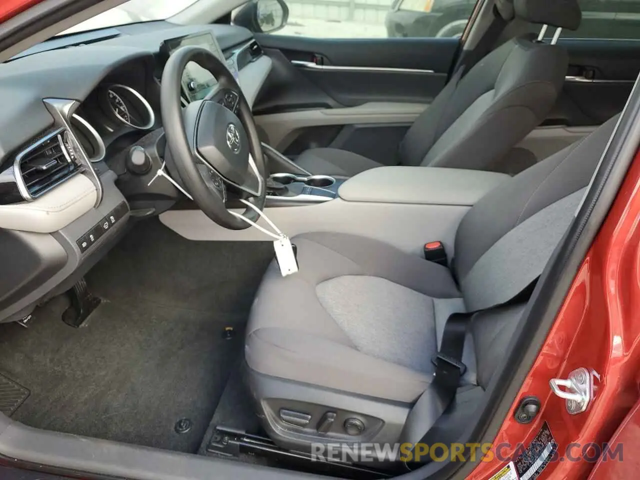 7 fotografías del automóvil dañado 4T1R11AK5RU243556 TOYOTA CAMRY 2024