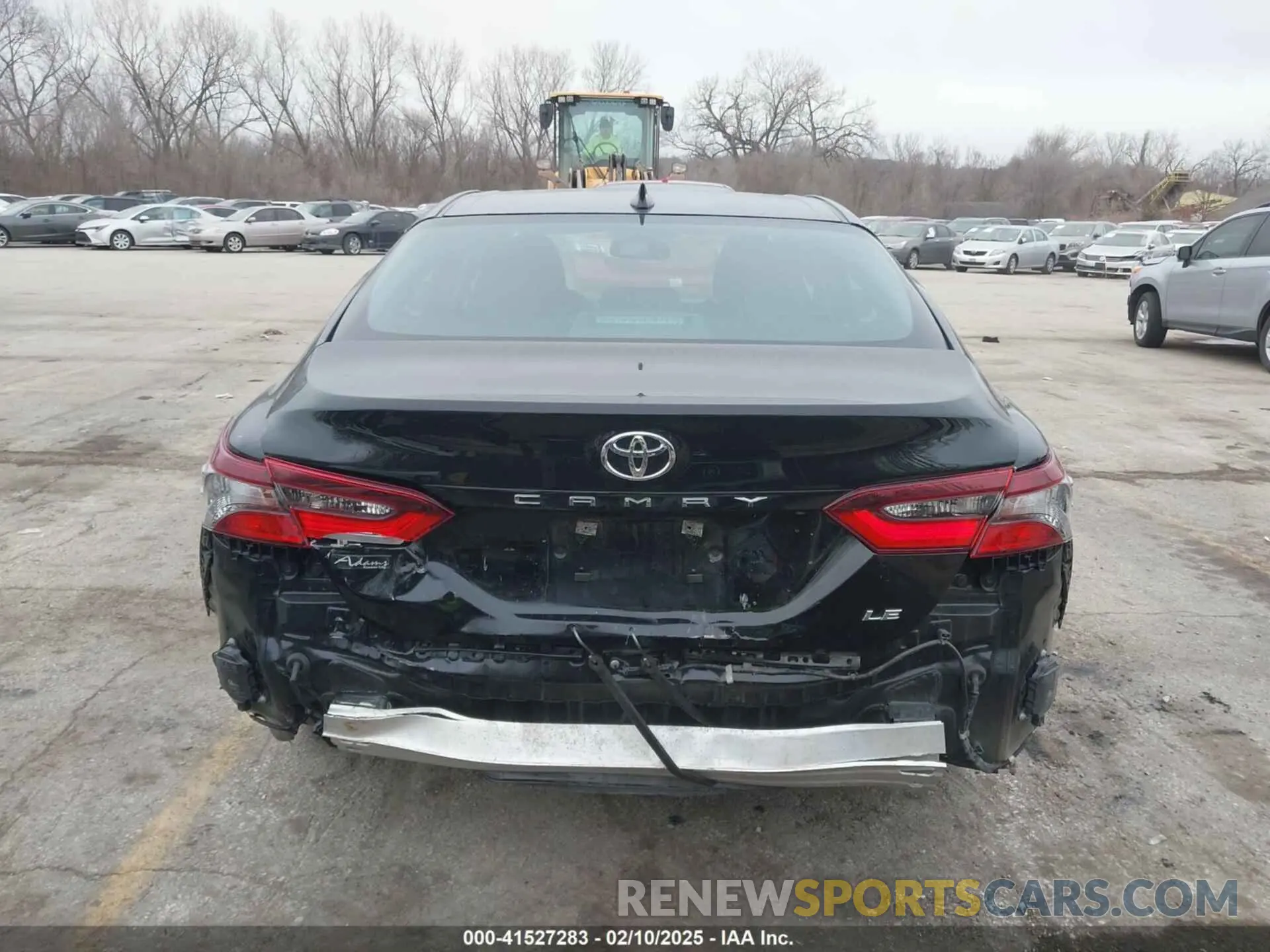 17 fotografías del automóvil dañado 4T1R11AK7RU200451 TOYOTA CAMRY 2024