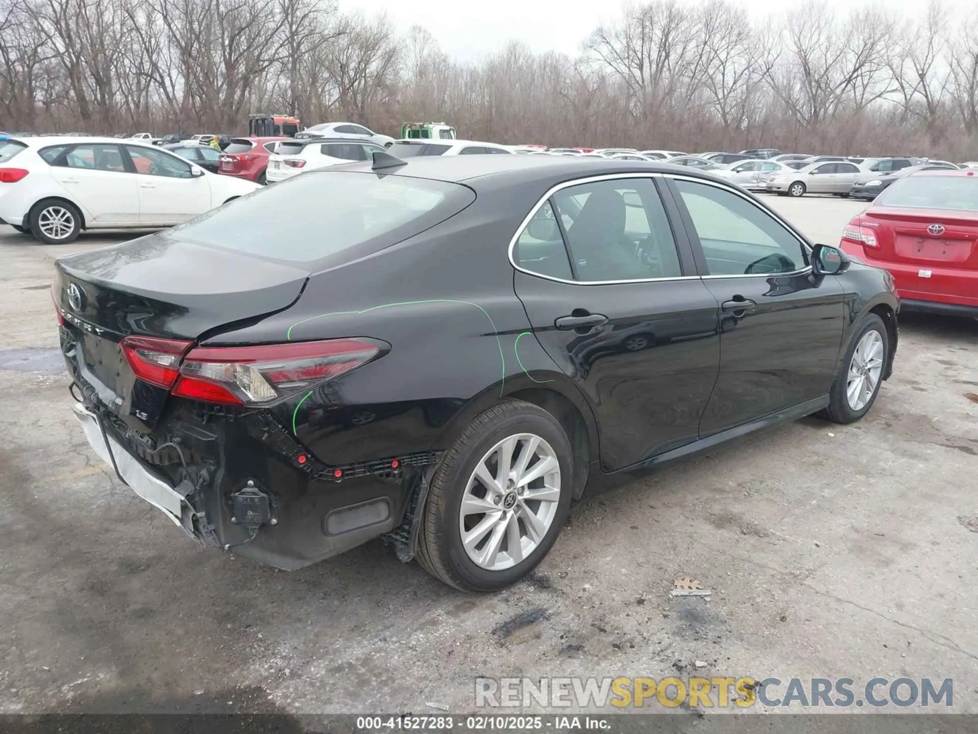 4 fotografías del automóvil dañado 4T1R11AK7RU200451 TOYOTA CAMRY 2024