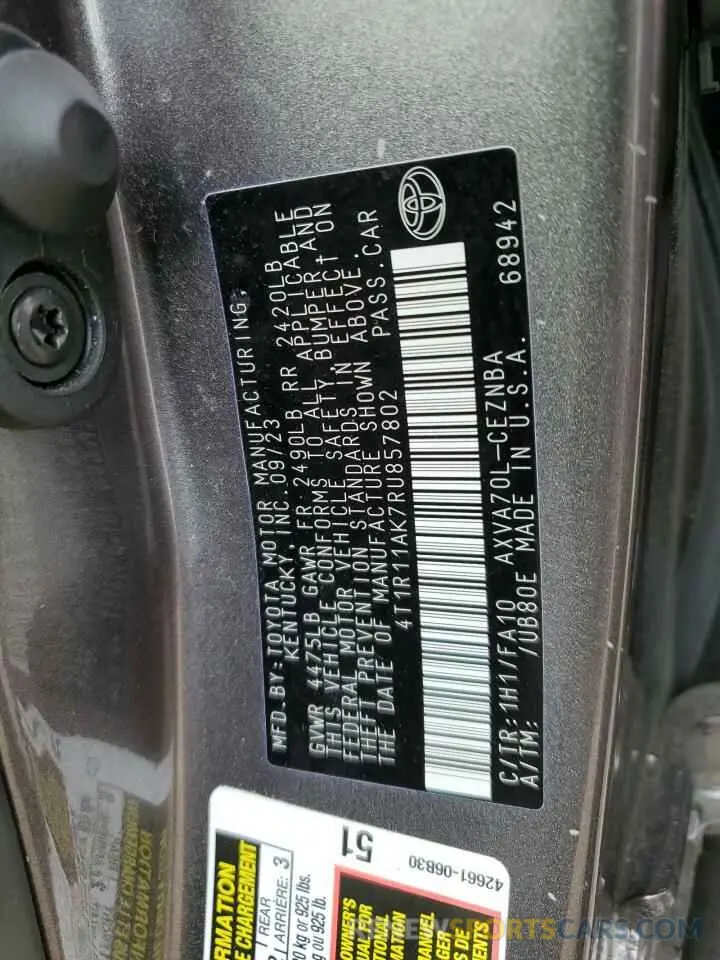 13 fotografías del automóvil dañado 4T1R11AK7RU857802 TOYOTA CAMRY 2024