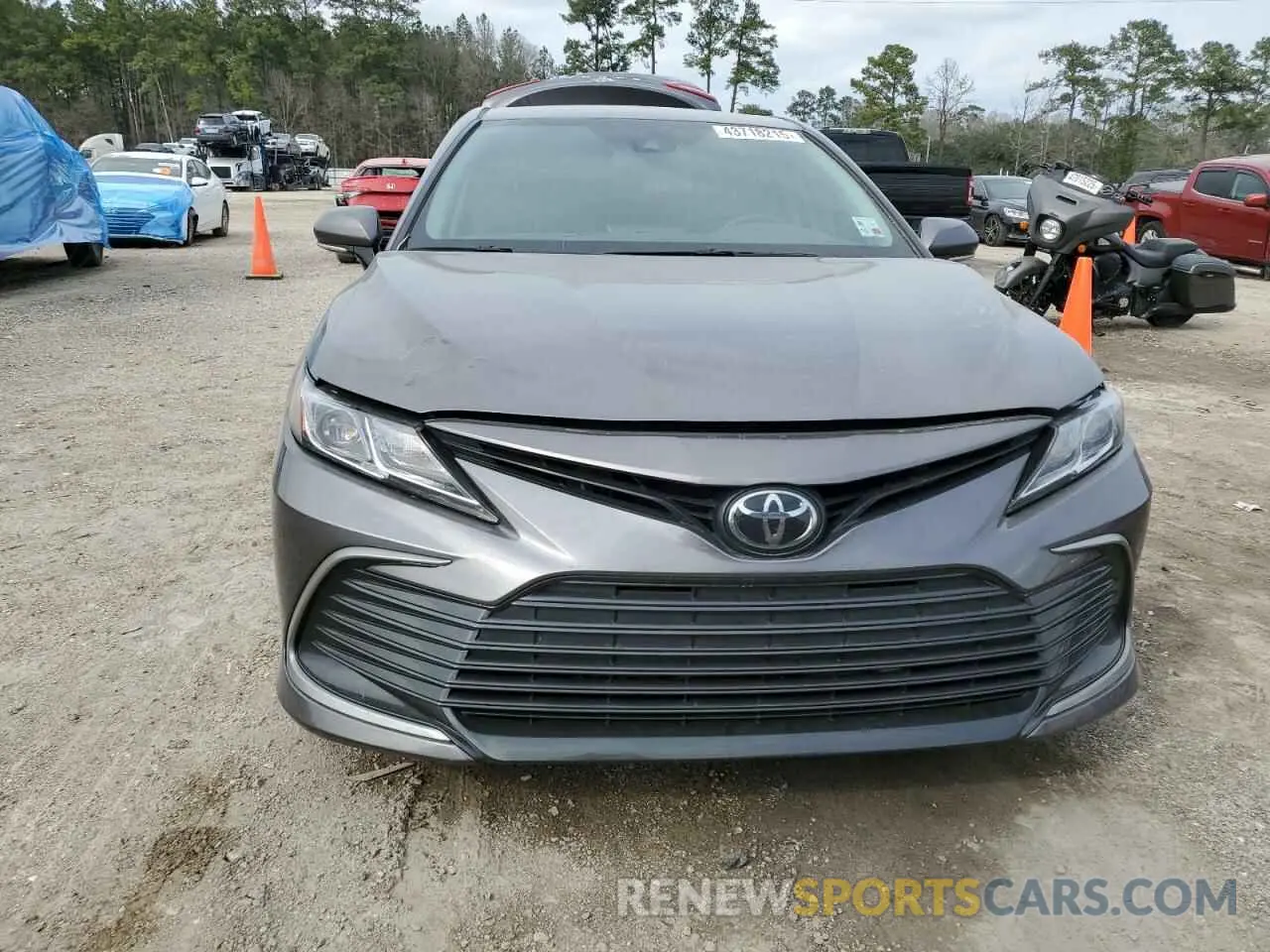 5 fotografías del automóvil dañado 4T1R11AK7RU857802 TOYOTA CAMRY 2024