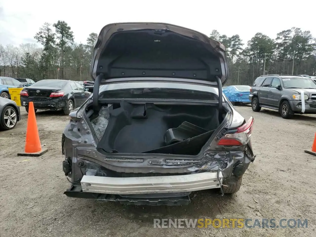 6 fotografías del automóvil dañado 4T1R11AK7RU857802 TOYOTA CAMRY 2024