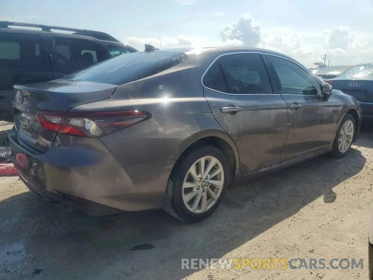3 fotografías del automóvil dañado 4T1R11AK9RU857798 TOYOTA CAMRY 2024