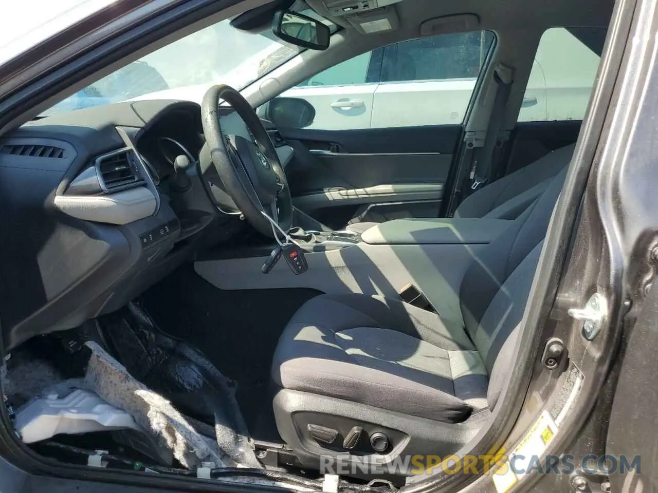 7 fotografías del automóvil dañado 4T1R11AK9RU857798 TOYOTA CAMRY 2024