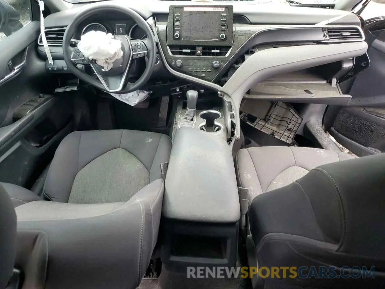 8 fotografías del automóvil dañado 4T1R11AKXRU259350 TOYOTA CAMRY 2024