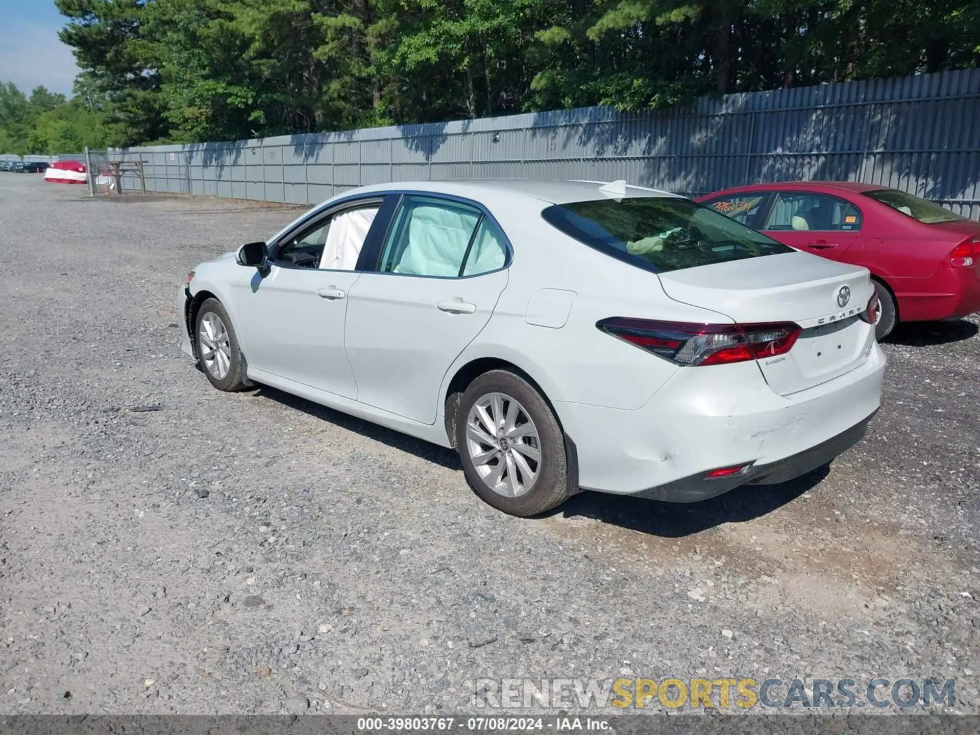 3 fotografías del automóvil dañado 4T1R11BK8RU108179 TOYOTA CAMRY 2024
