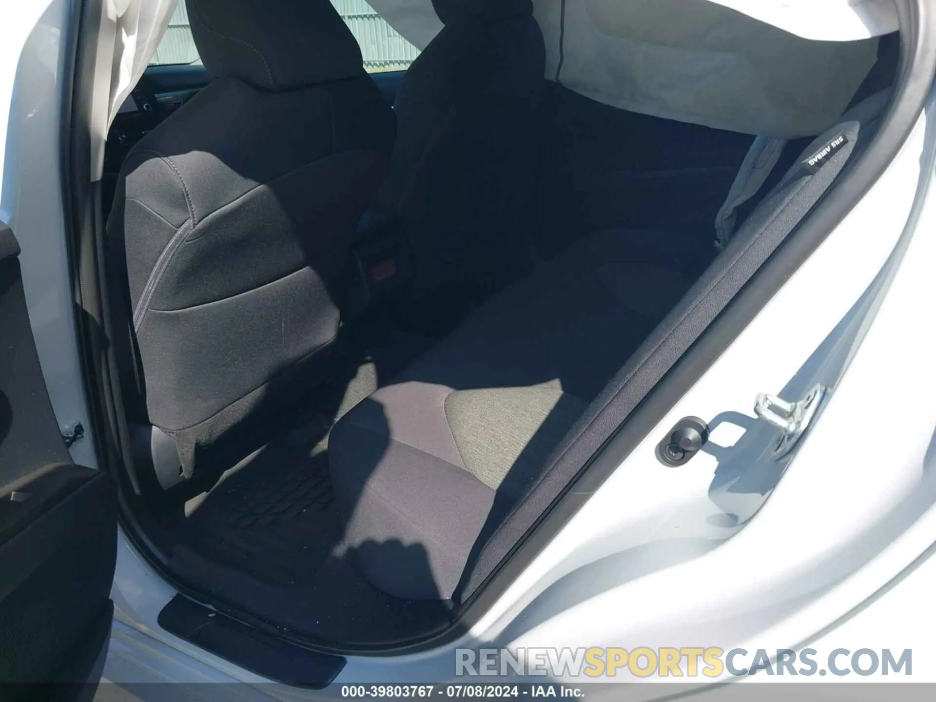 8 fotografías del automóvil dañado 4T1R11BK8RU108179 TOYOTA CAMRY 2024