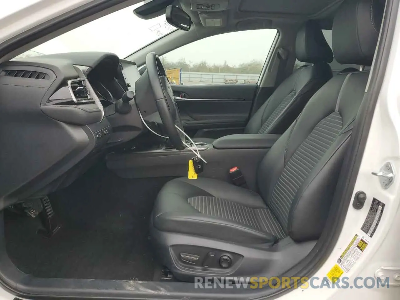 7 fotografías del automóvil dañado 4T1S11AK0RU851843 TOYOTA CAMRY 2024