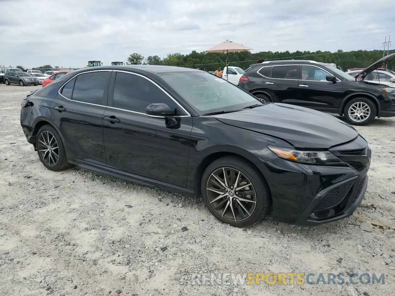 4 fotografías del automóvil dañado 4T1S11AK1RU204190 TOYOTA CAMRY 2024
