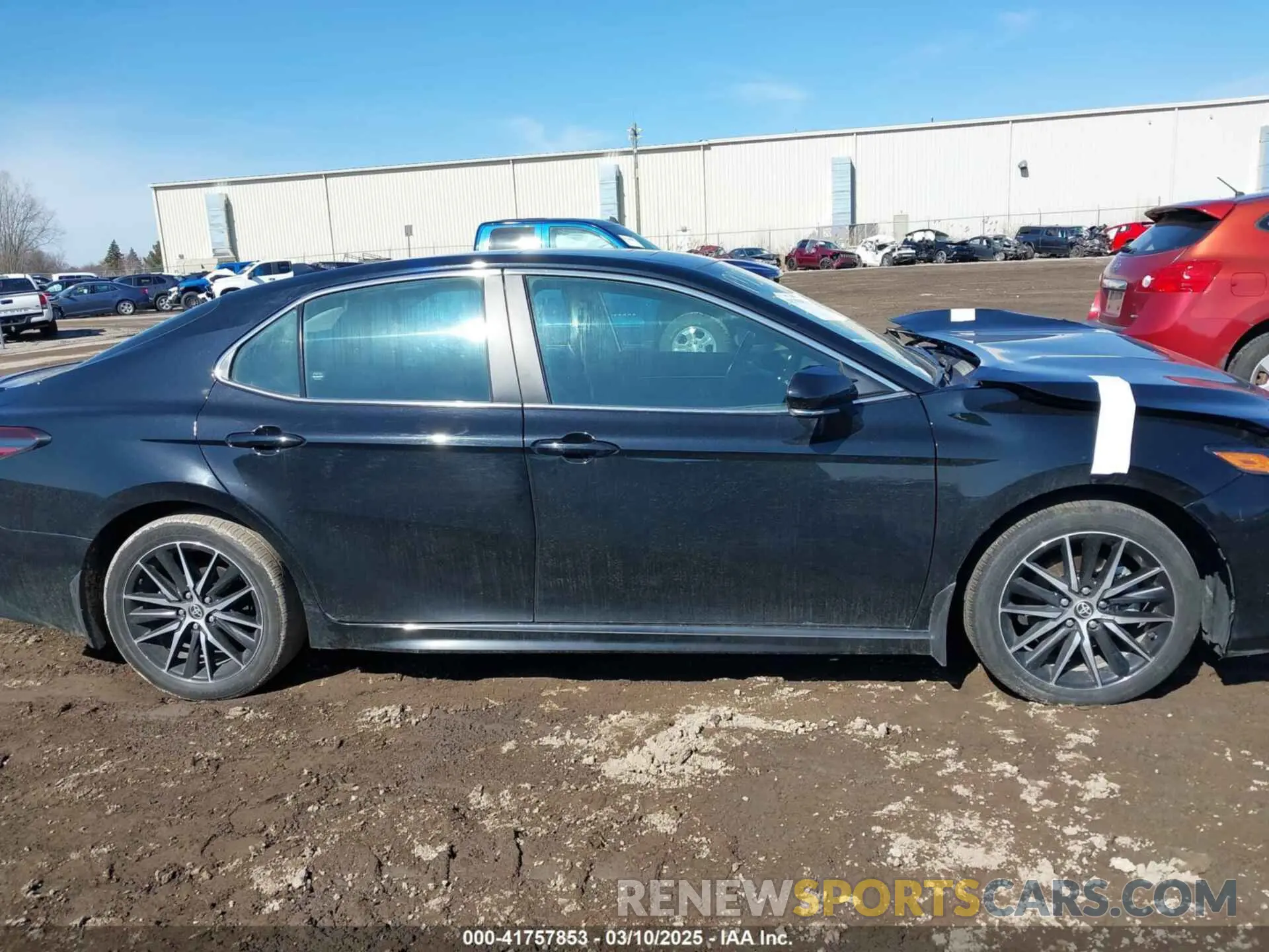 13 fotografías del automóvil dañado 4T1S11AK4RU888703 TOYOTA CAMRY 2024