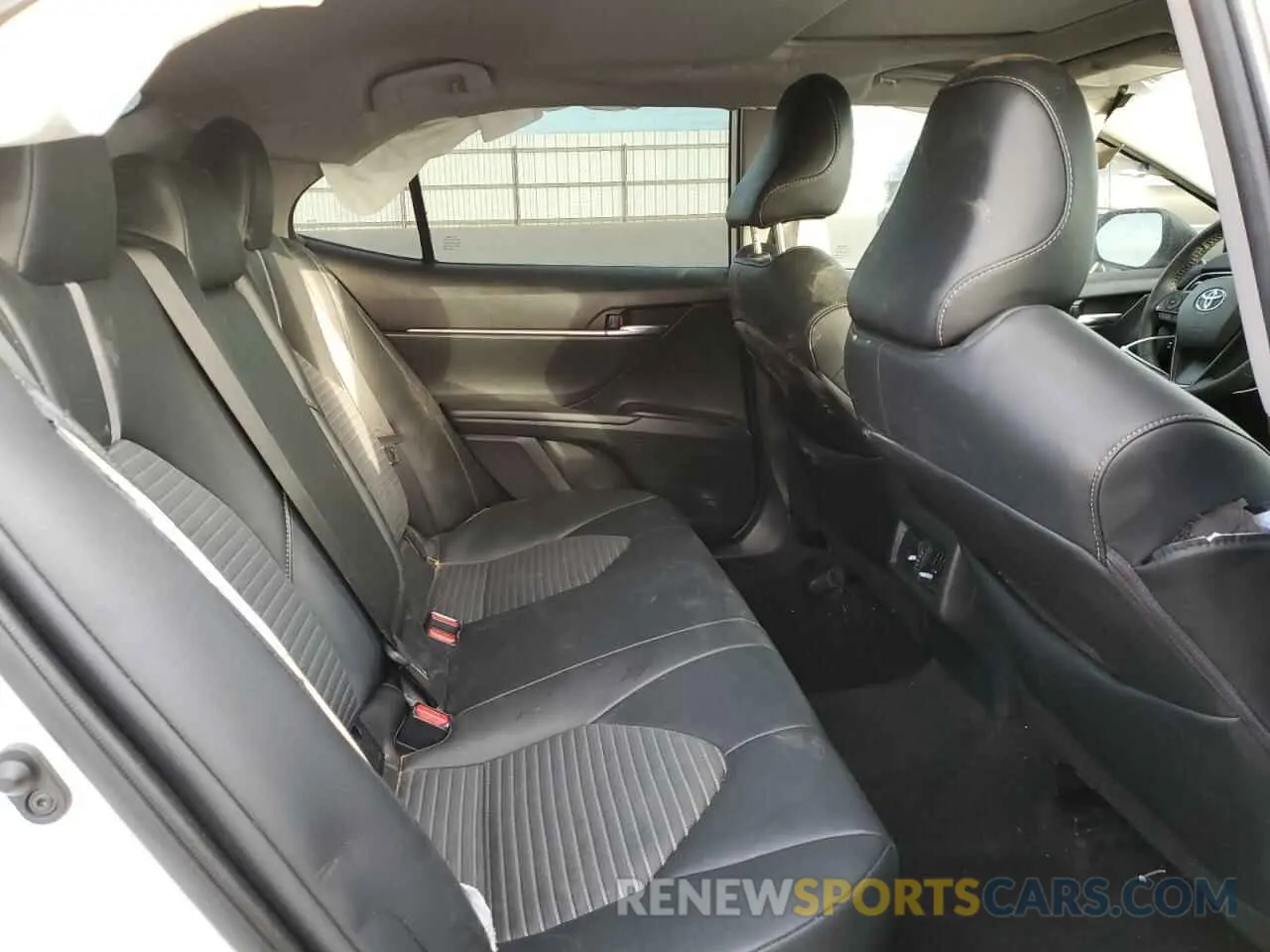 10 fotografías del automóvil dañado 4T1S11AK7RU246573 TOYOTA CAMRY 2024