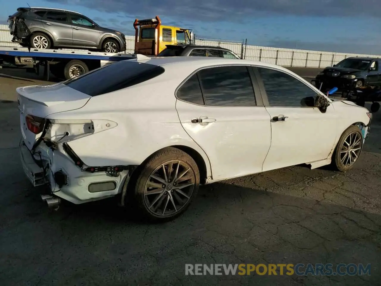 3 fotografías del automóvil dañado 4T1S11AK7RU246573 TOYOTA CAMRY 2024