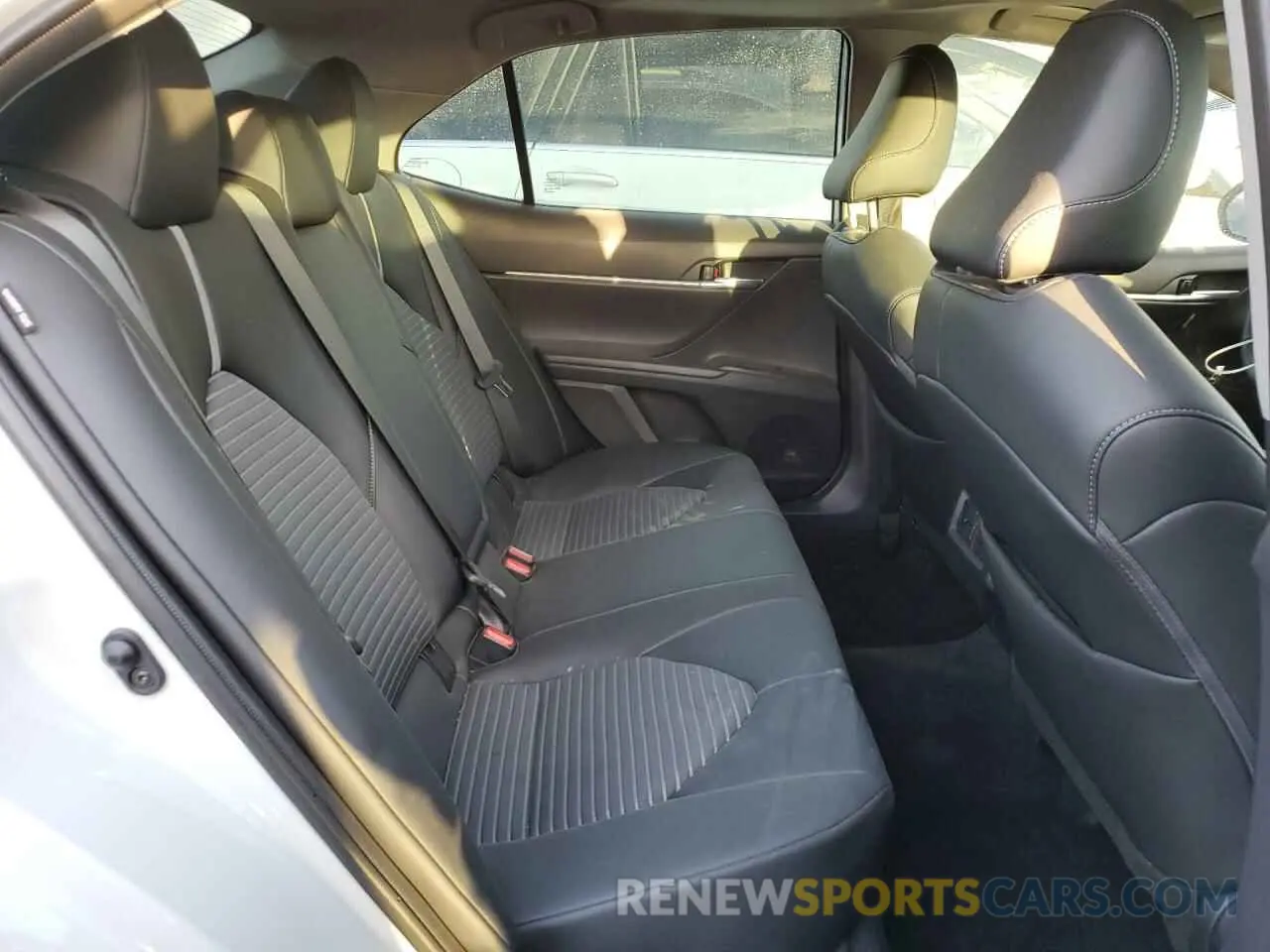 10 fotografías del automóvil dañado 4T1S11AKXRU238841 TOYOTA CAMRY 2024