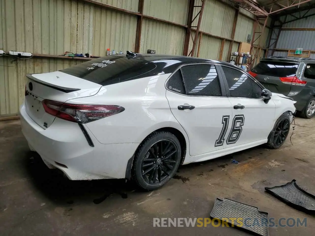 3 fotografías del automóvil dañado 4T1S11BK4RU112568 TOYOTA CAMRY 2024