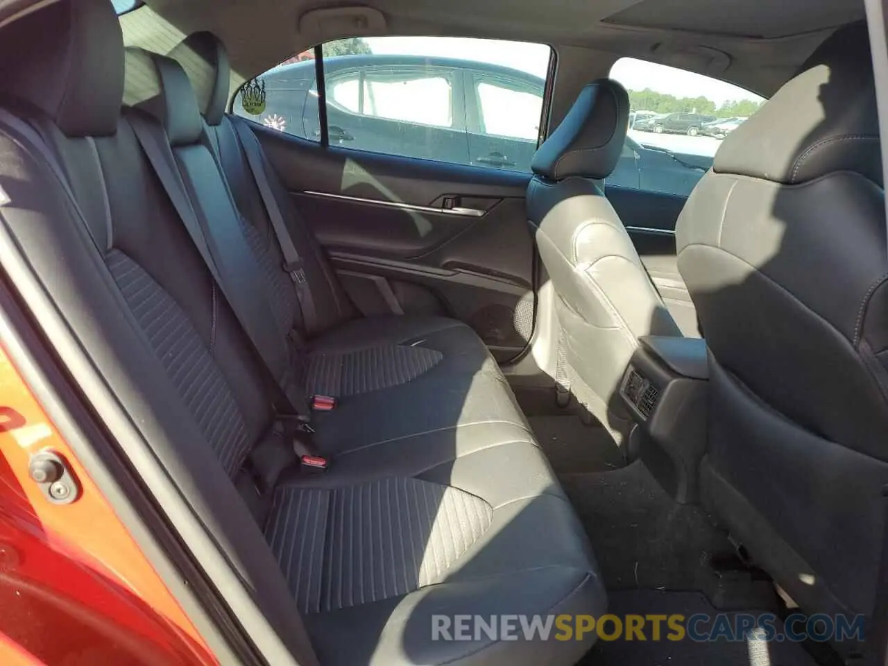 10 fotografías del automóvil dañado 4T1S31AK2RU072812 TOYOTA CAMRY 2024