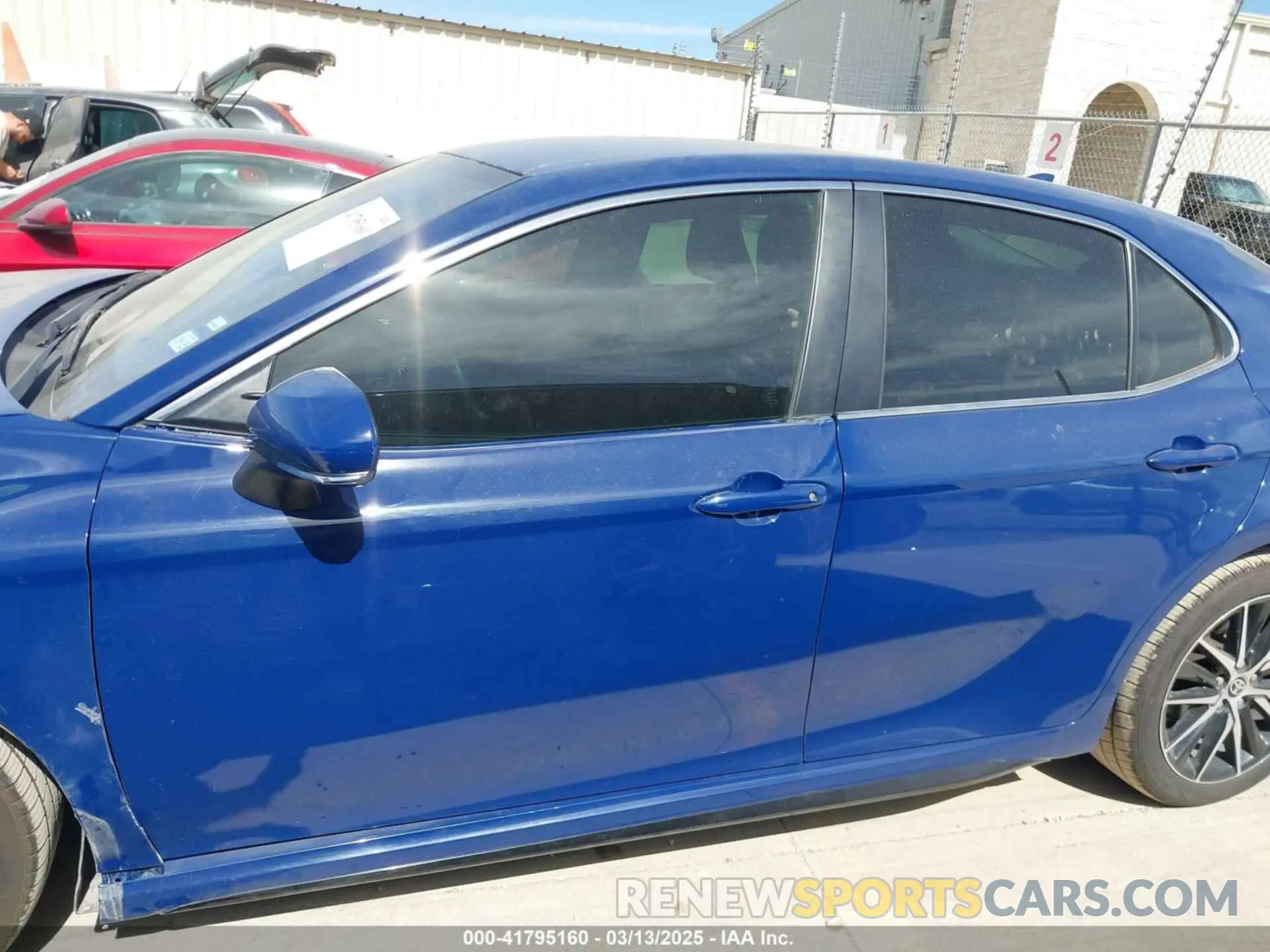 14 fotografías del automóvil dañado 4T1T11AK0RU208574 TOYOTA CAMRY 2024