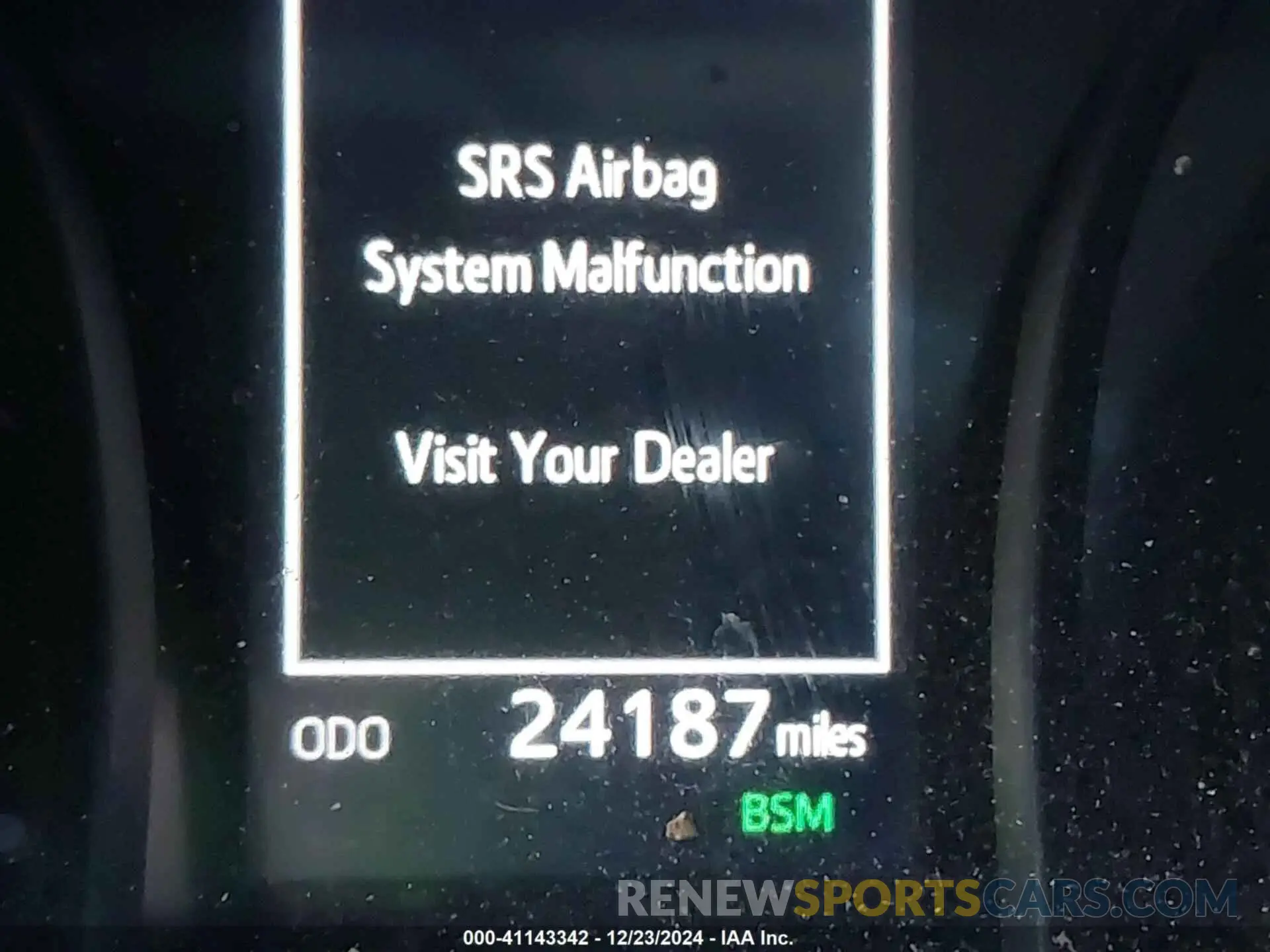 15 fotografías del automóvil dañado 4T1T11AK0RU862295 TOYOTA CAMRY 2024