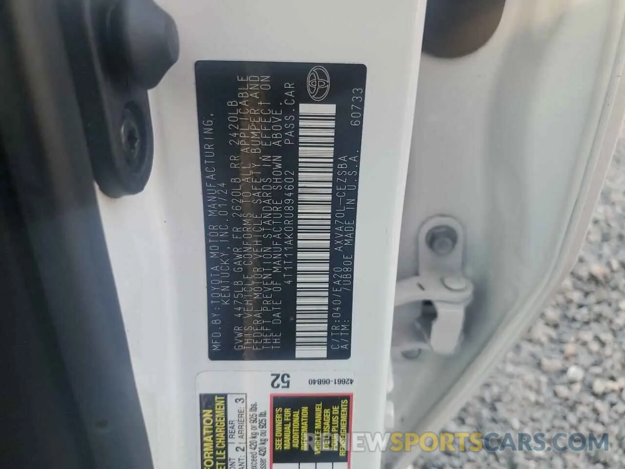 13 fotografías del automóvil dañado 4T1T11AK0RU894602 TOYOTA CAMRY 2024