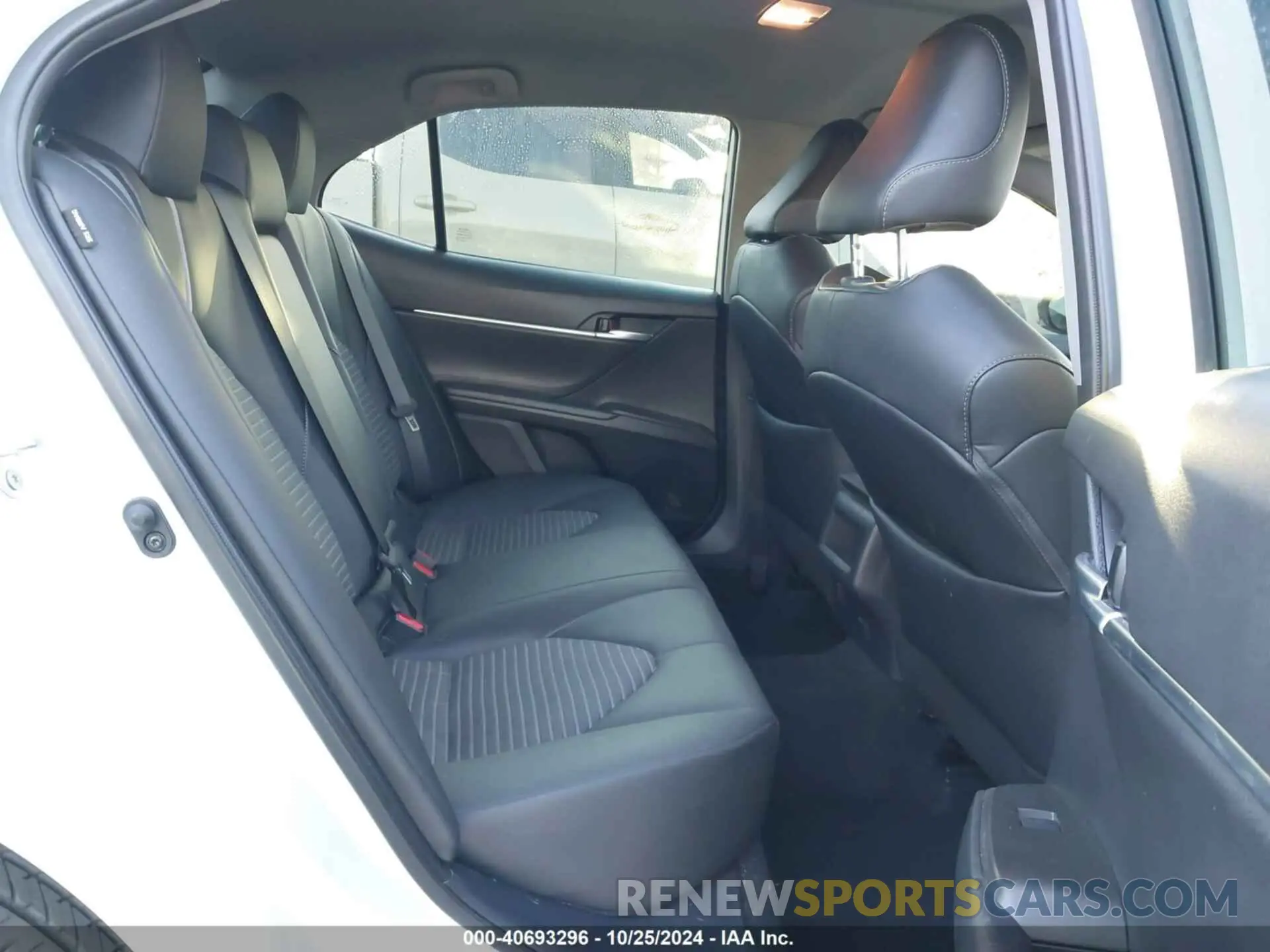 8 fotografías del automóvil dañado 4T1T11AK2RU200606 TOYOTA CAMRY 2024