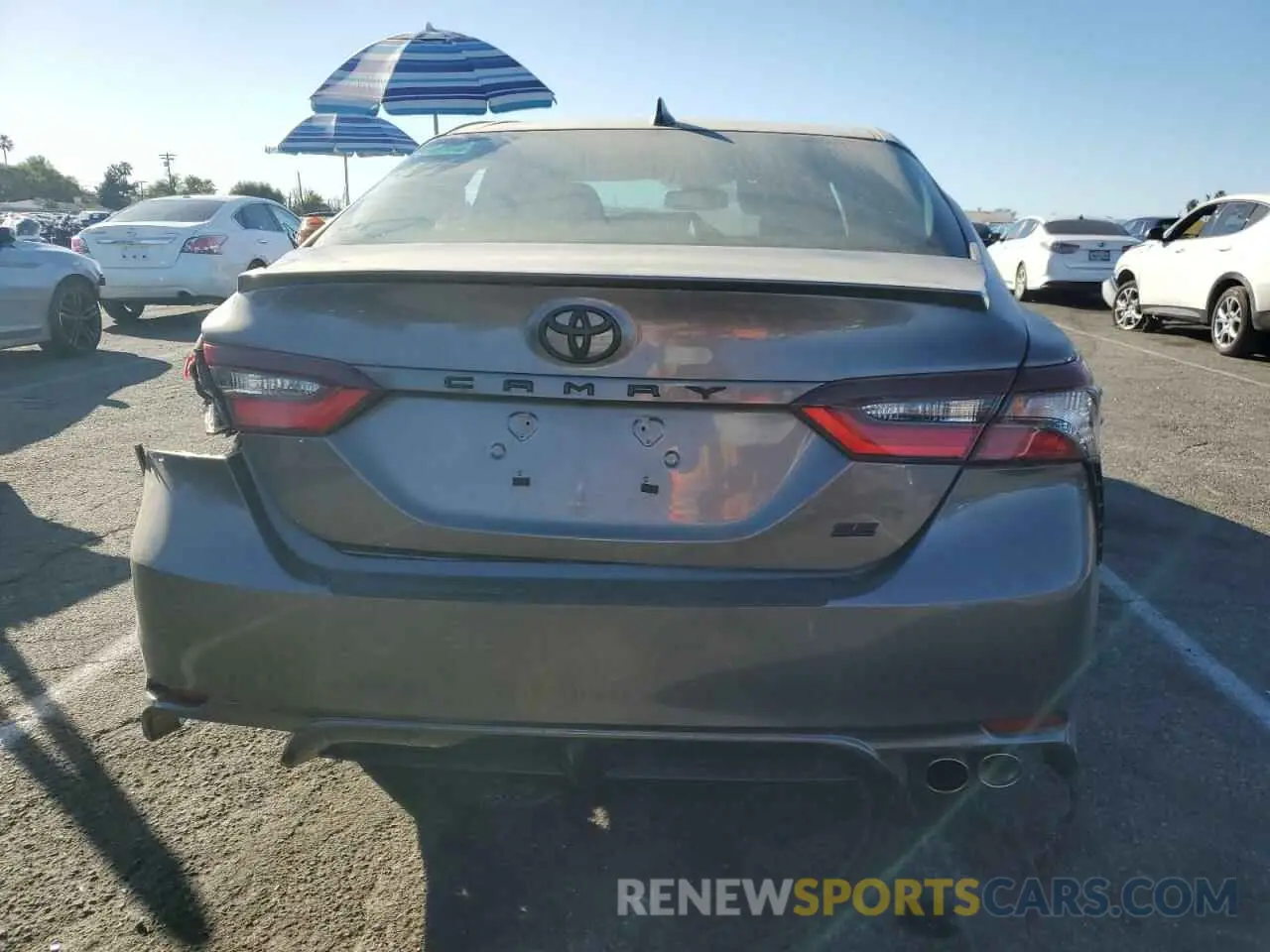6 fotografías del automóvil dañado 4T1T11AK2RU266167 TOYOTA CAMRY 2024
