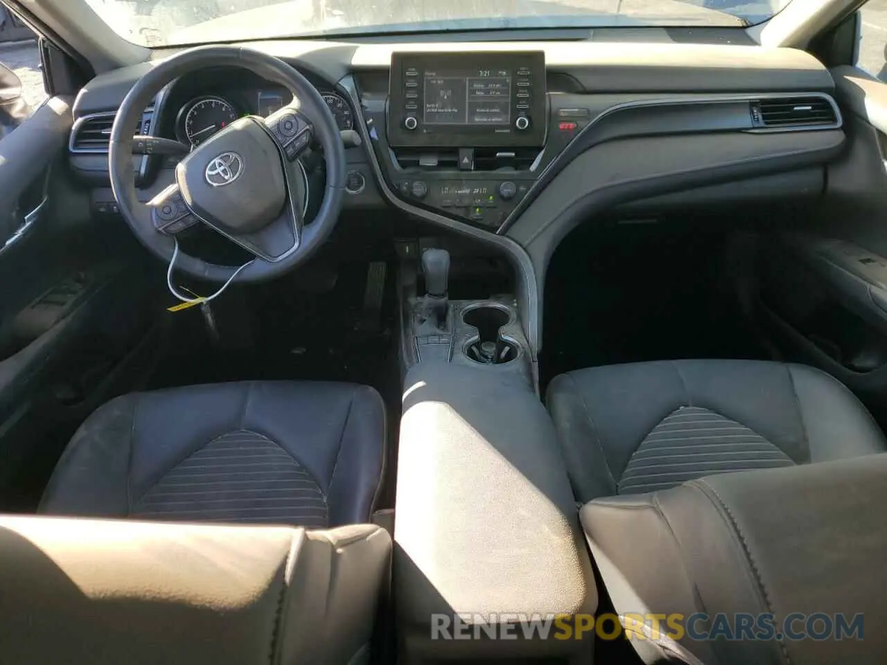 8 fotografías del automóvil dañado 4T1T11AK2RU266167 TOYOTA CAMRY 2024