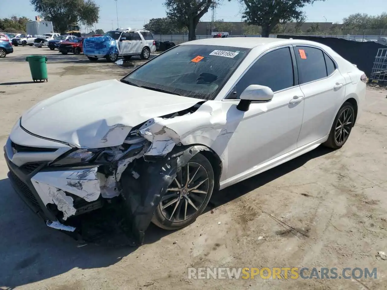 1 fotografías del automóvil dañado 4T1T11AK2RU878286 TOYOTA CAMRY 2024