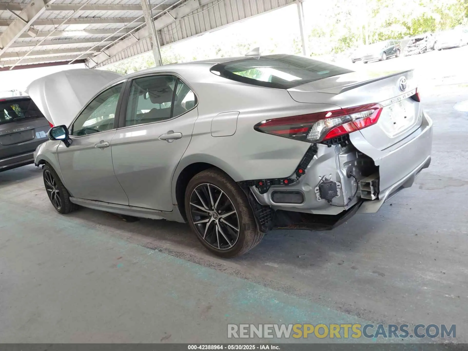 14 fotografías del automóvil dañado 4T1T11AK2RU918253 TOYOTA CAMRY 2024