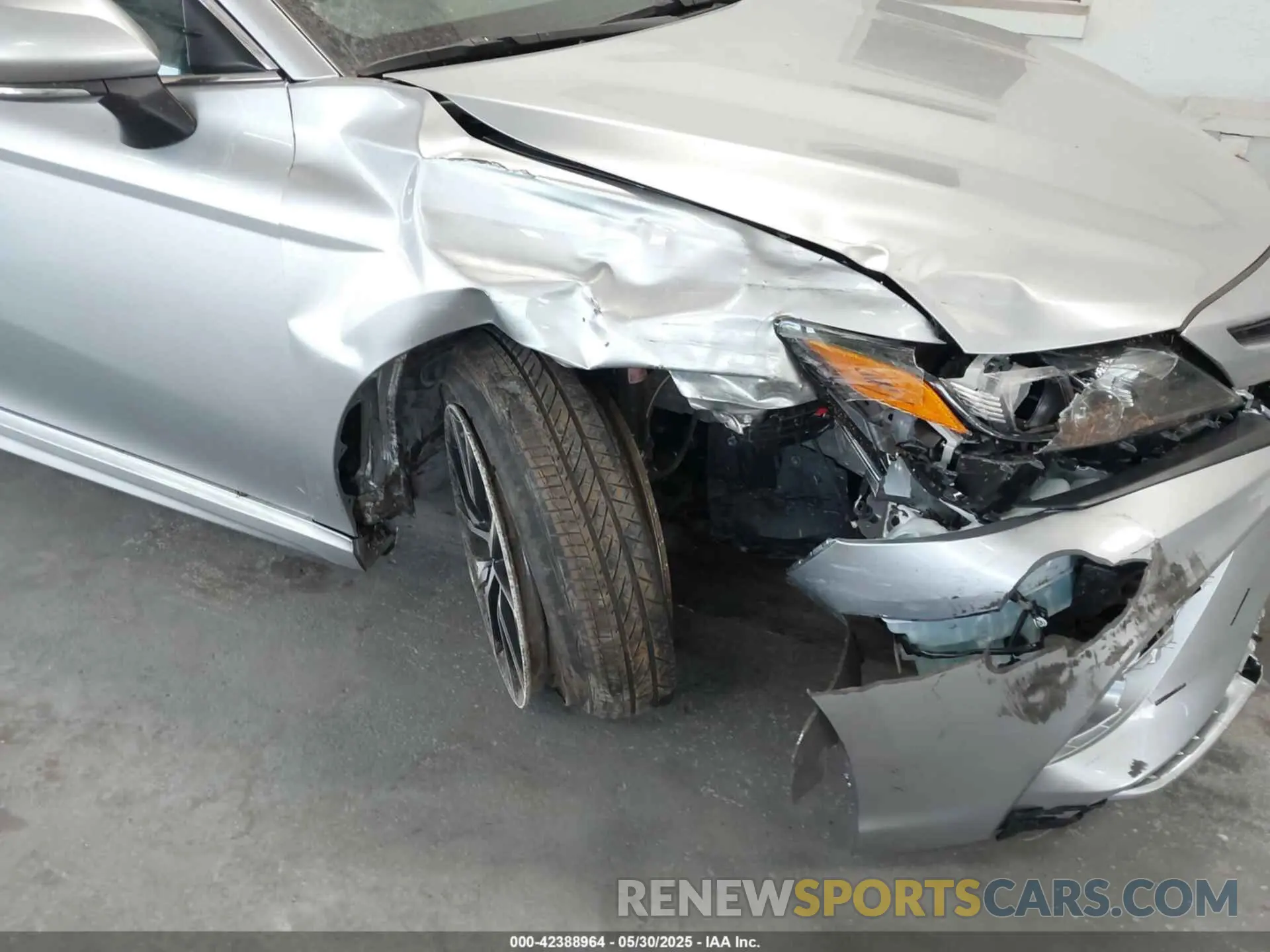 6 fotografías del automóvil dañado 4T1T11AK2RU918253 TOYOTA CAMRY 2024