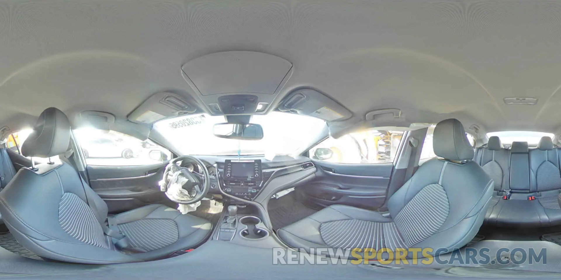 13 fotografías del automóvil dañado 4T1T11AK4RU210487 TOYOTA CAMRY 2024