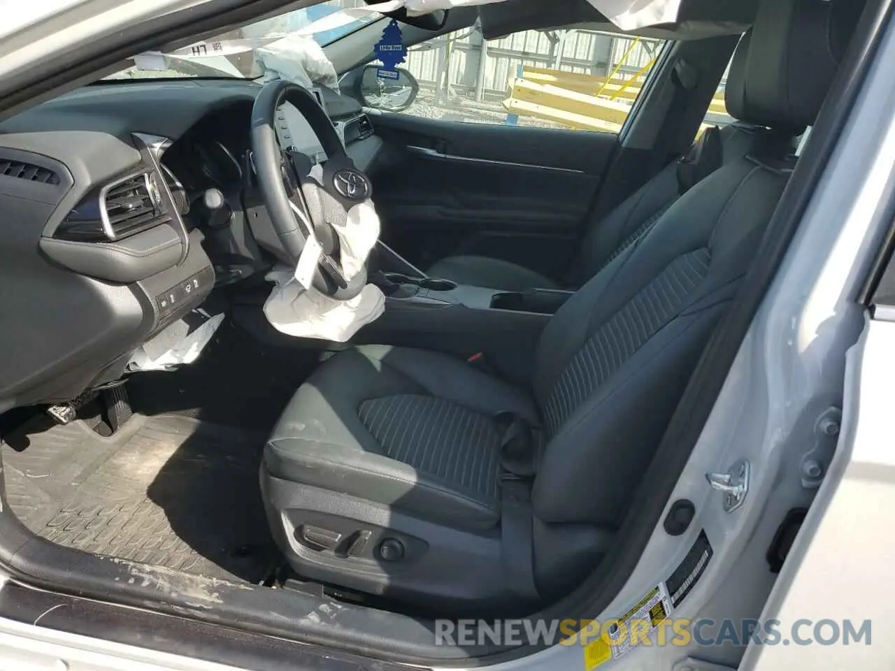 7 fotografías del automóvil dañado 4T1T11AK4RU210487 TOYOTA CAMRY 2024