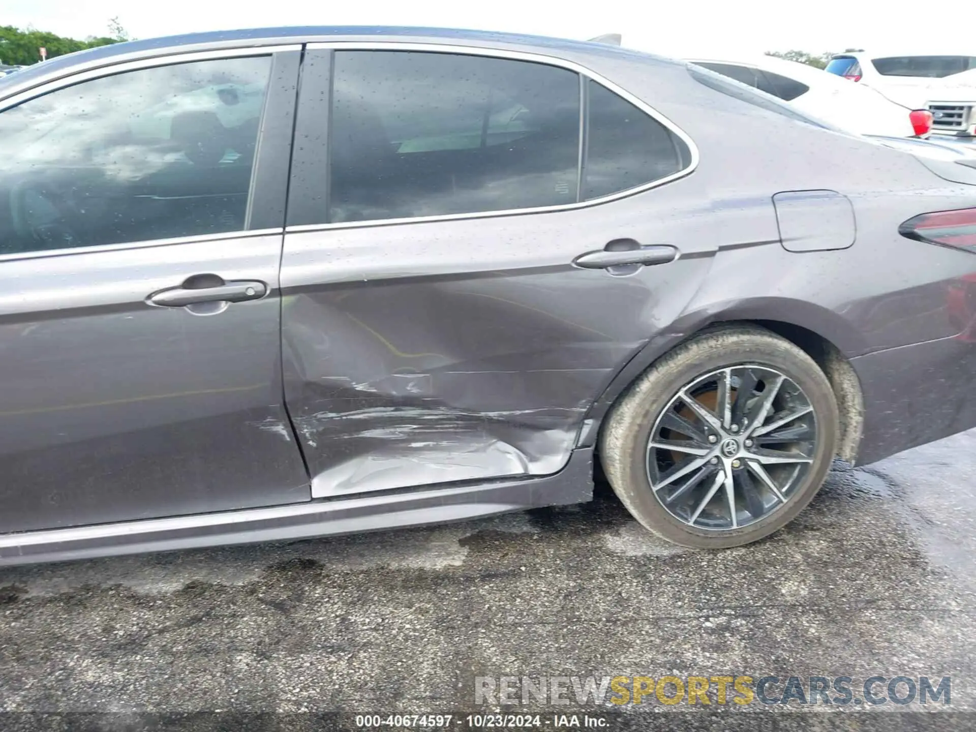 16 fotografías del automóvil dañado 4T1T11AK4RU254540 TOYOTA CAMRY 2024